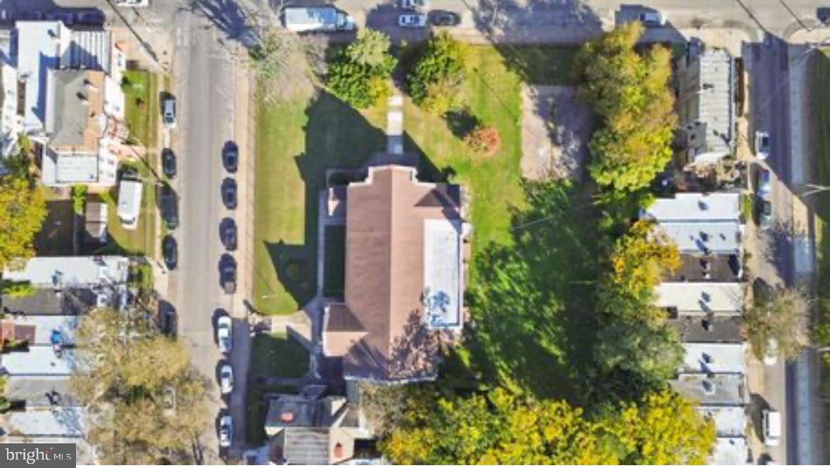 1970 E CHELTEN AVENUE