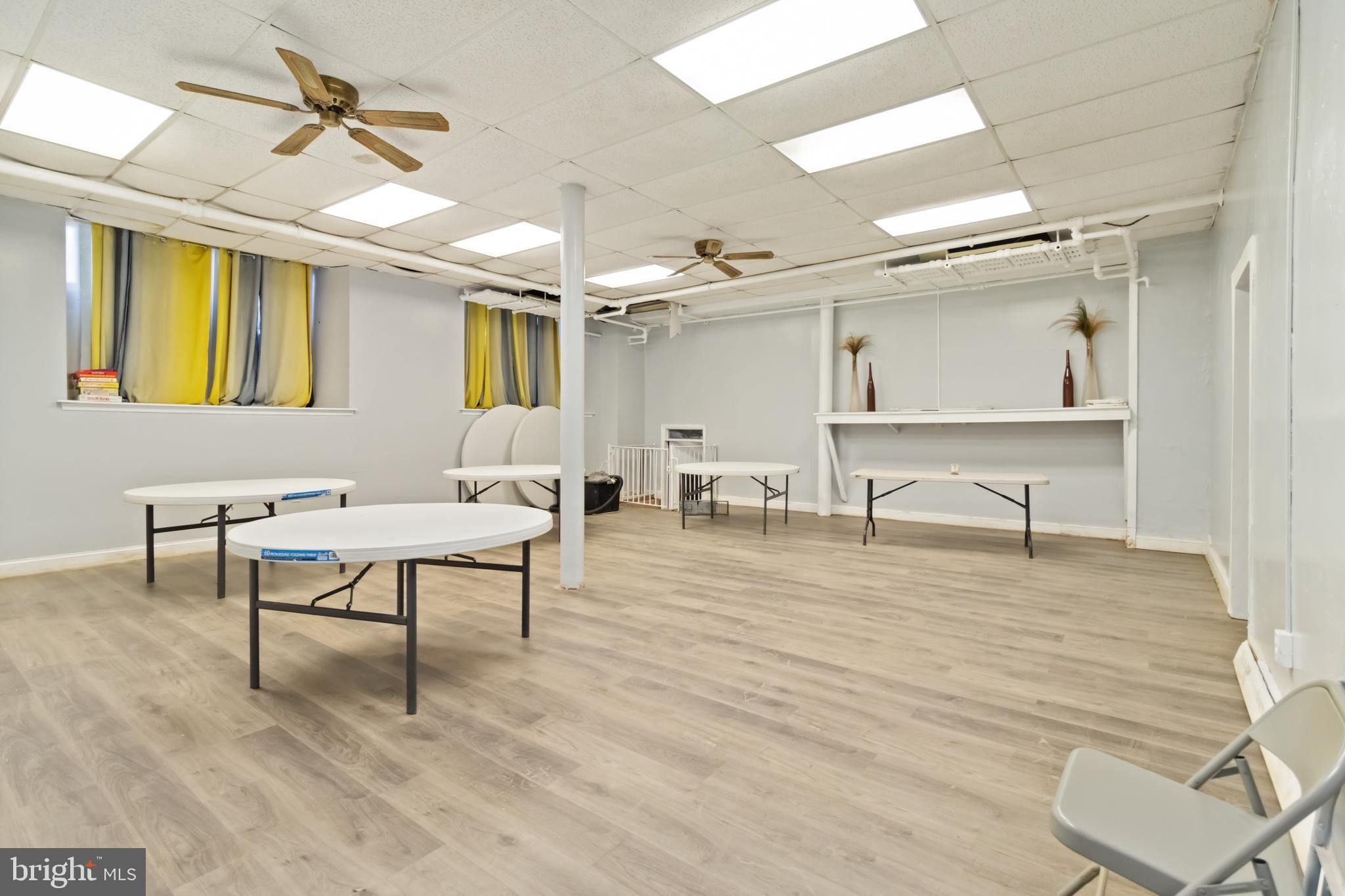 1970 E CHELTEN AVENUE