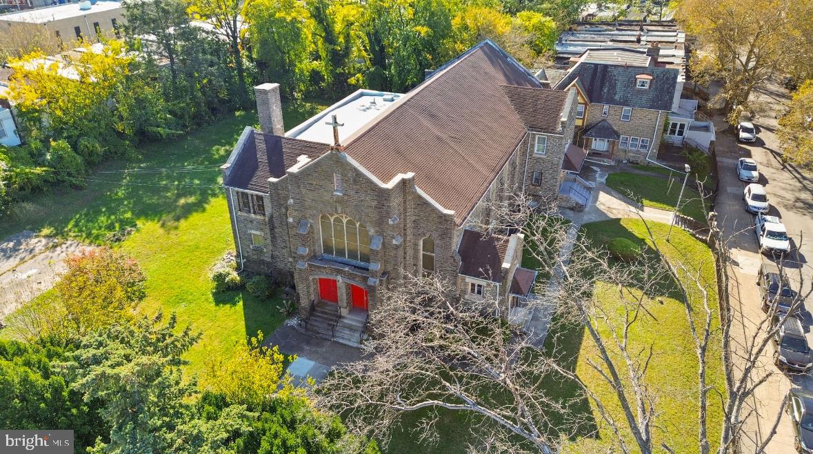 1970 E CHELTEN AVENUE