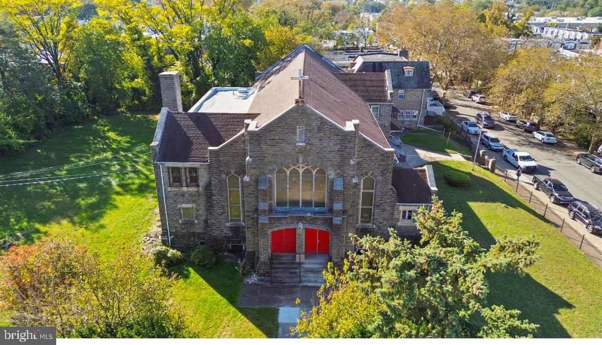 1970 E CHELTEN AVENUE