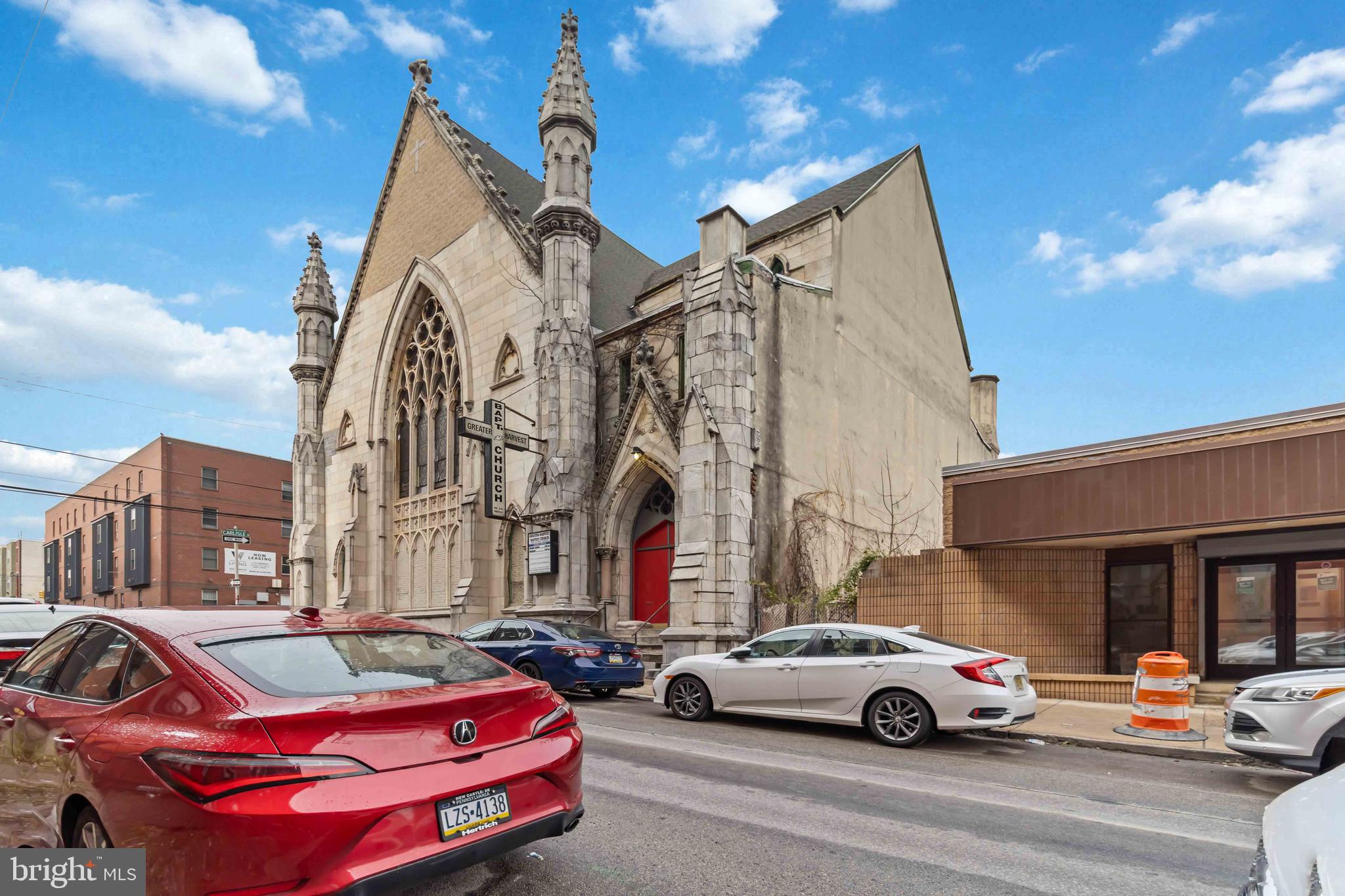 1409-17 W MASTER STREET