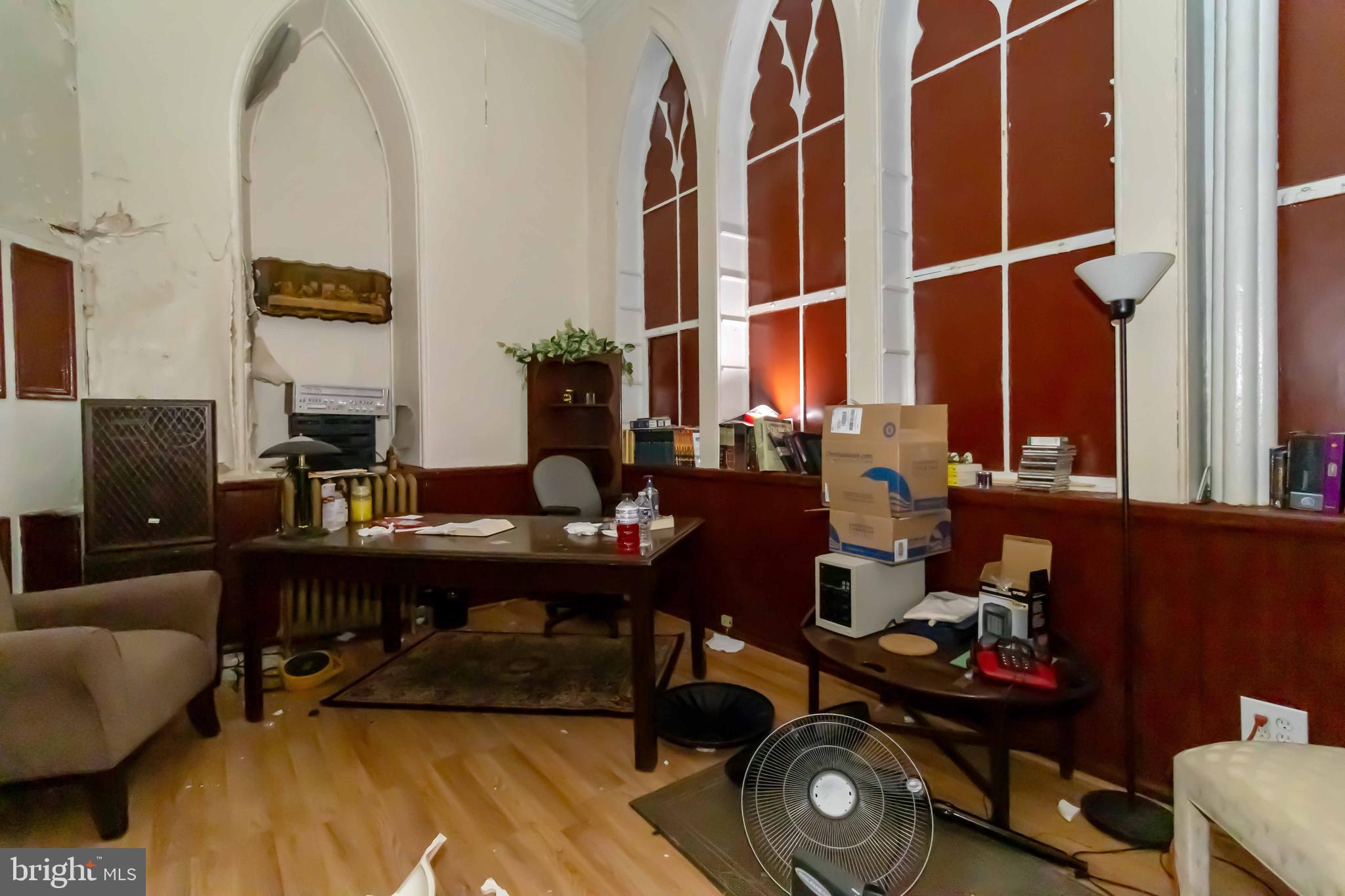 1409-17 W MASTER STREET