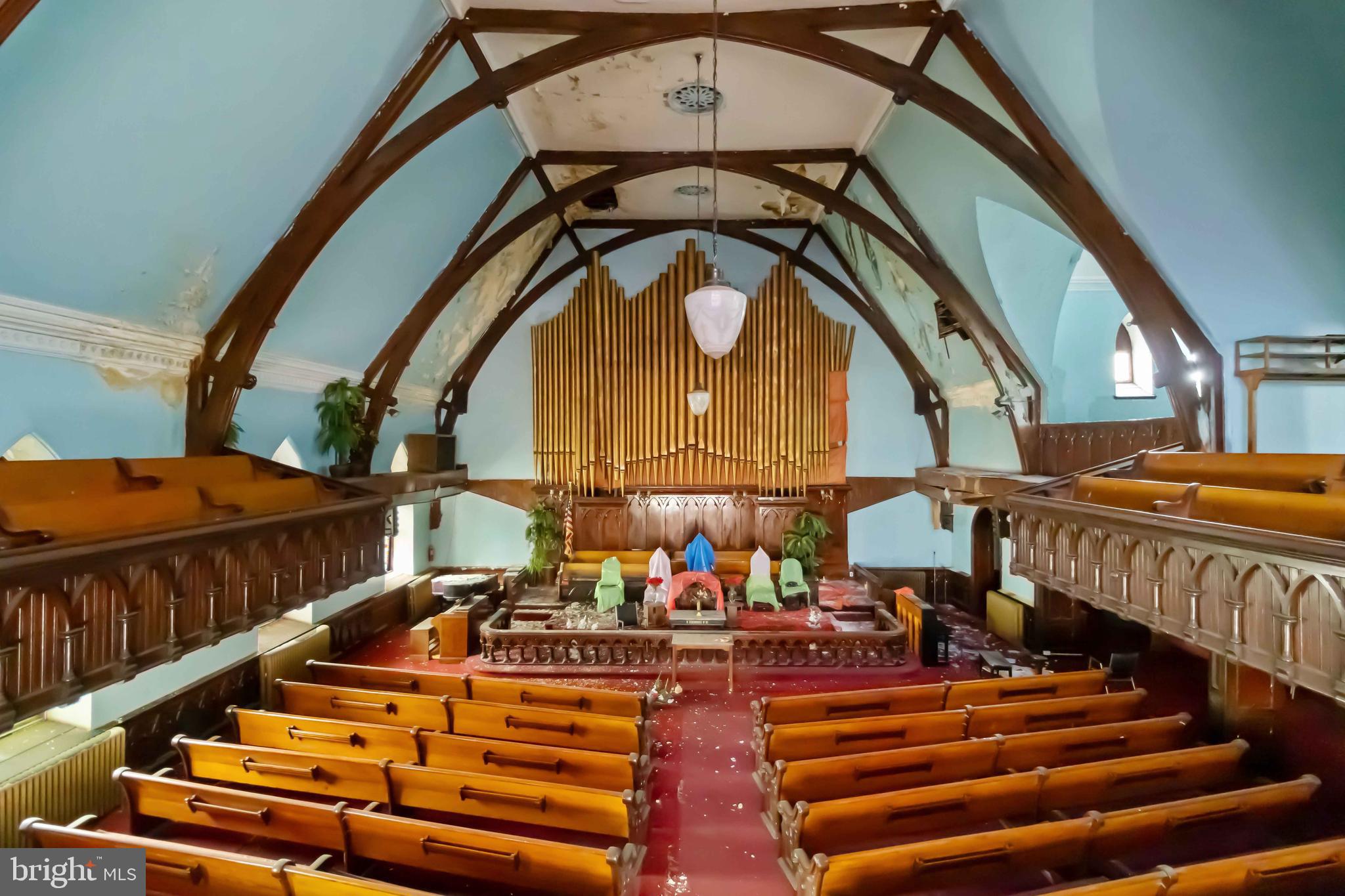 1409-17 W MASTER STREET