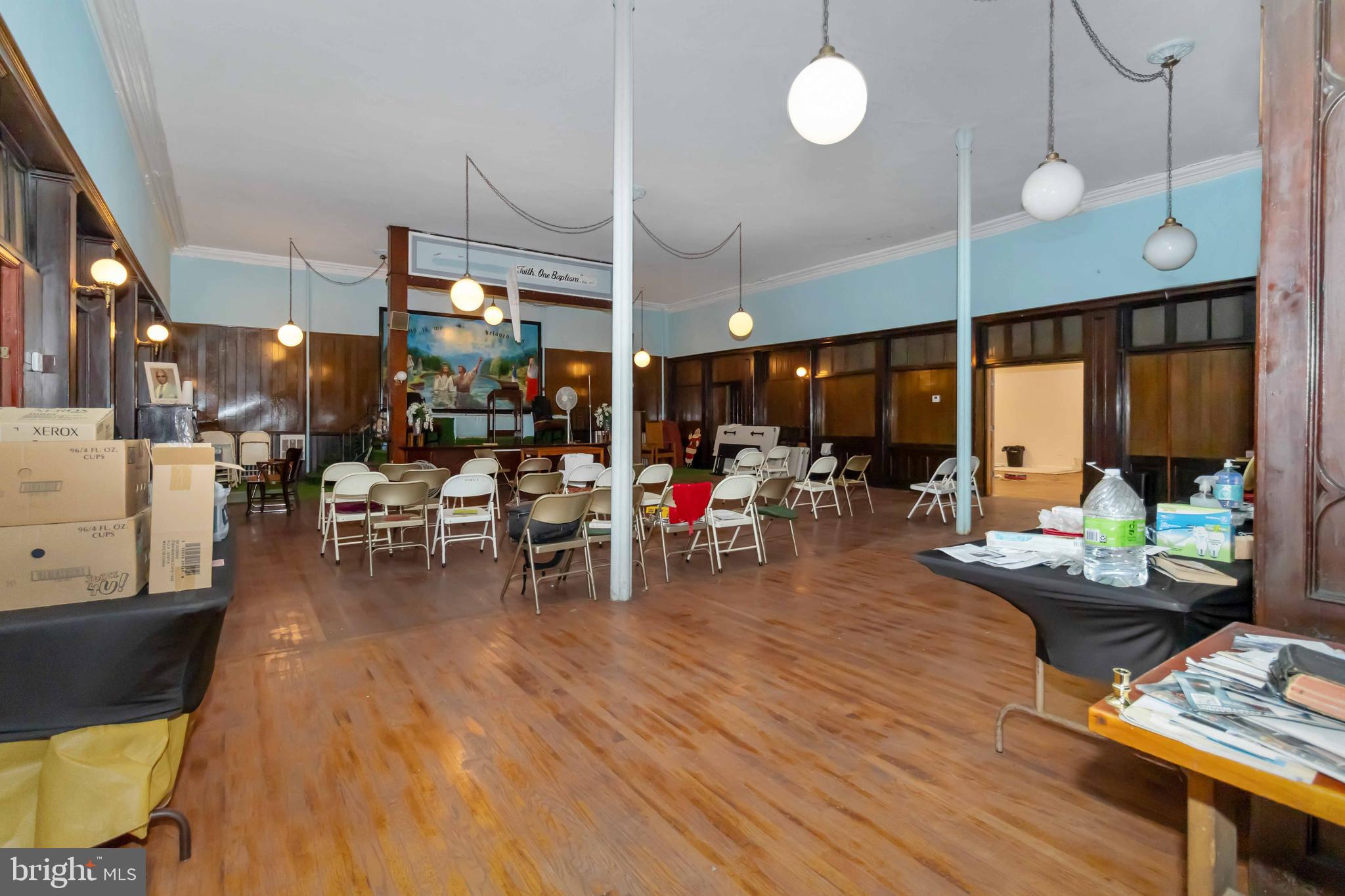 1409-17 W MASTER STREET