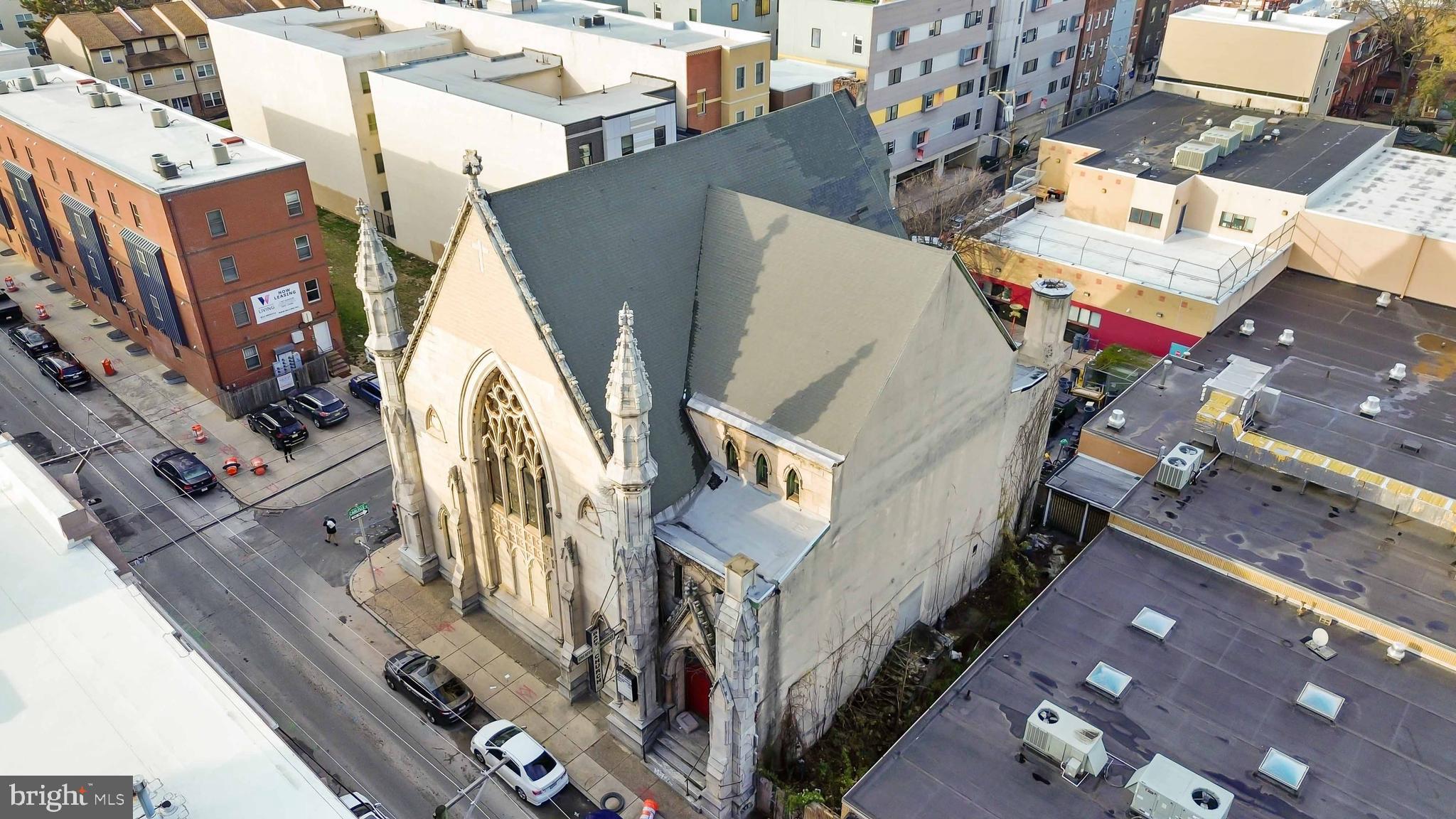 1409-17 W MASTER STREET