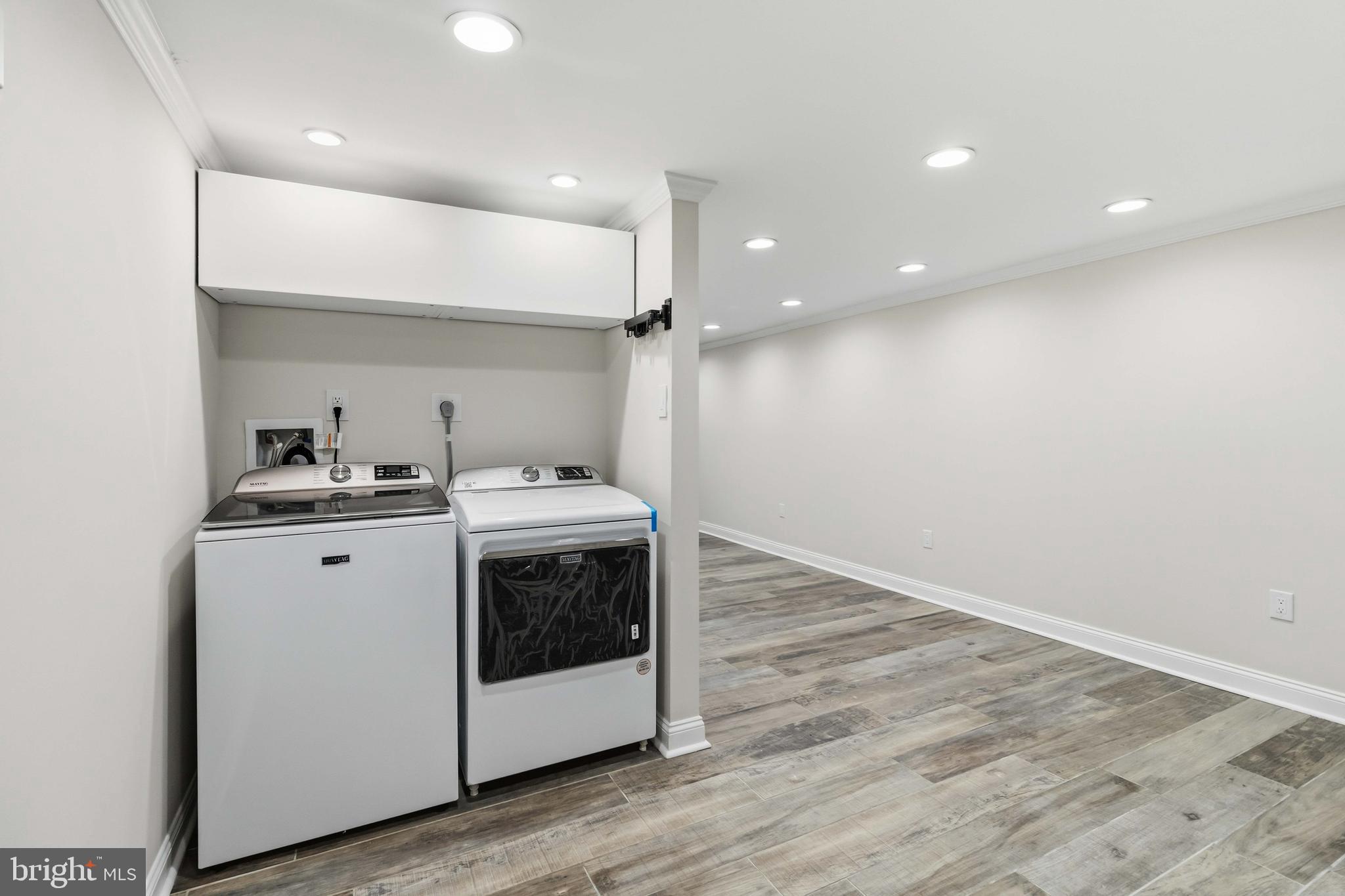 6018 W COLUMBIA AVENUE