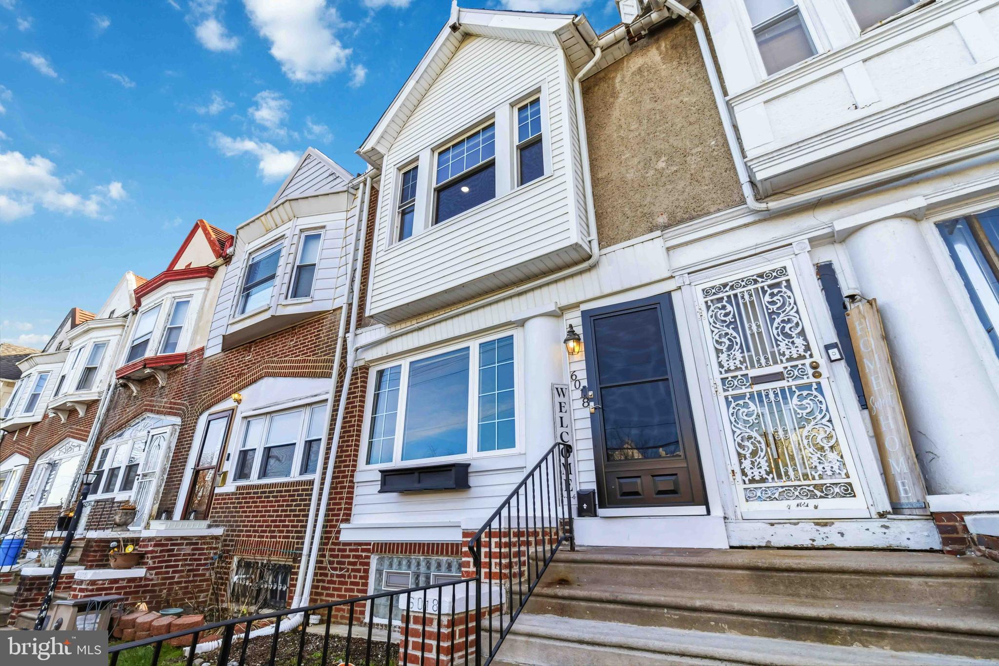 6018 W COLUMBIA AVENUE