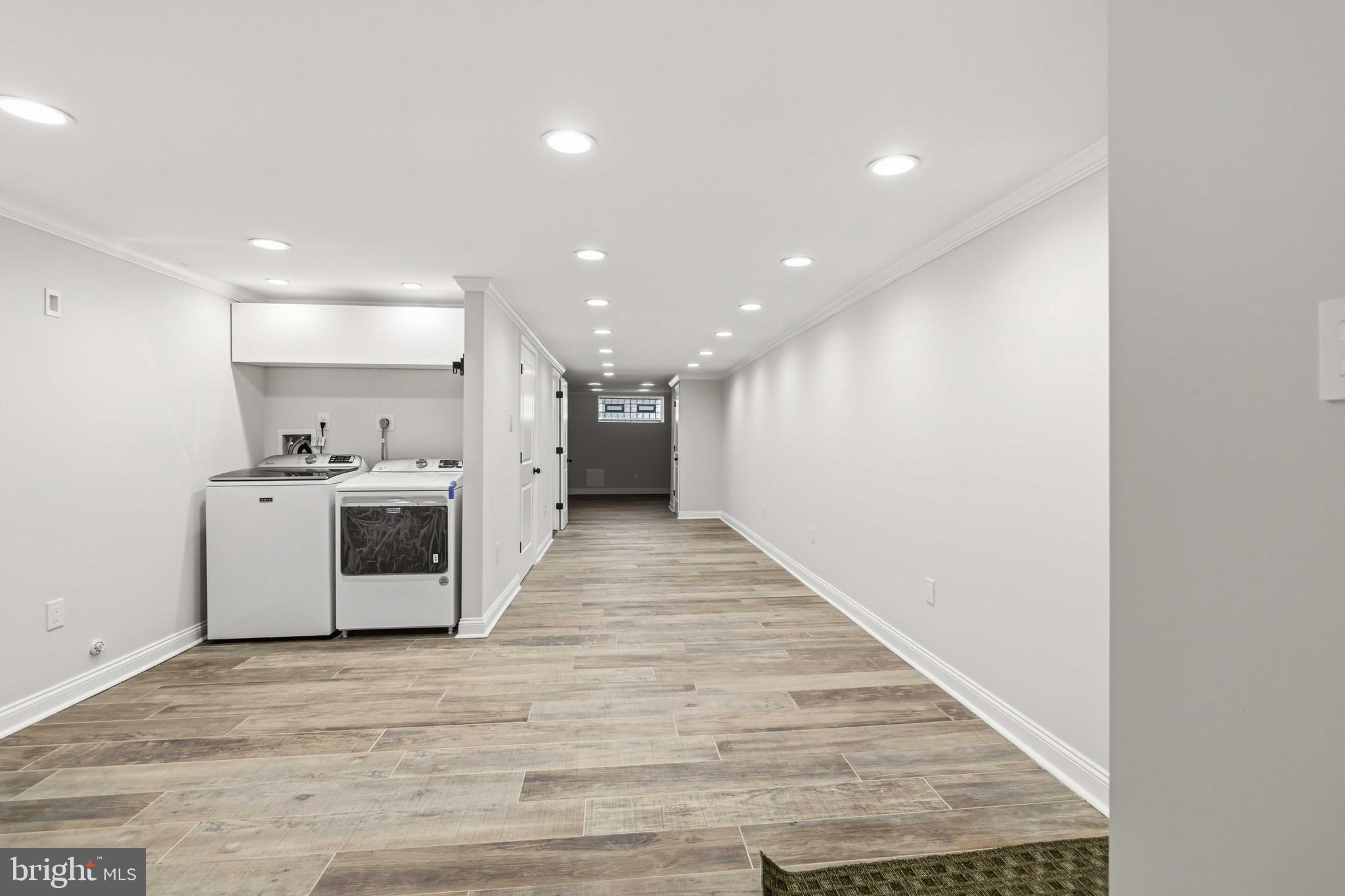 6018 W COLUMBIA AVENUE