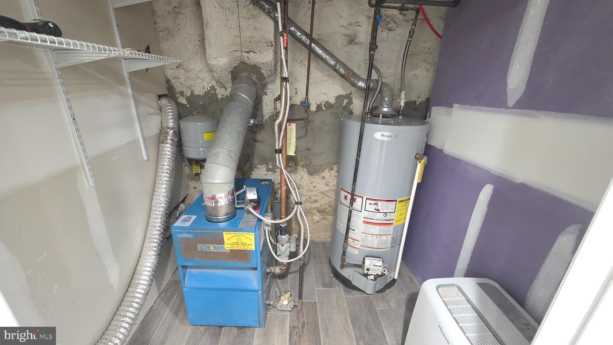 6018 W COLUMBIA AVENUE