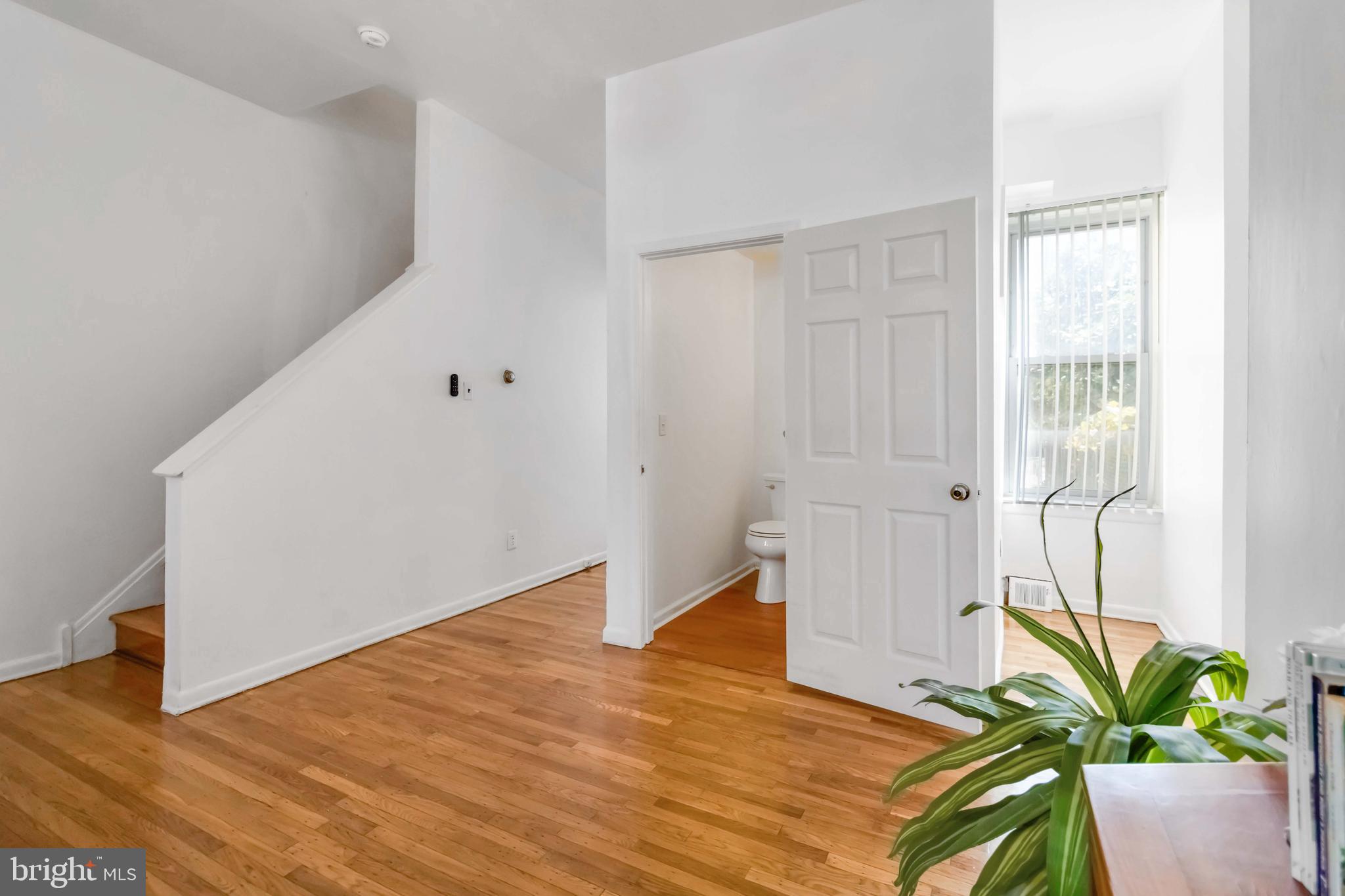 1202 MOUNT VERNON STREET