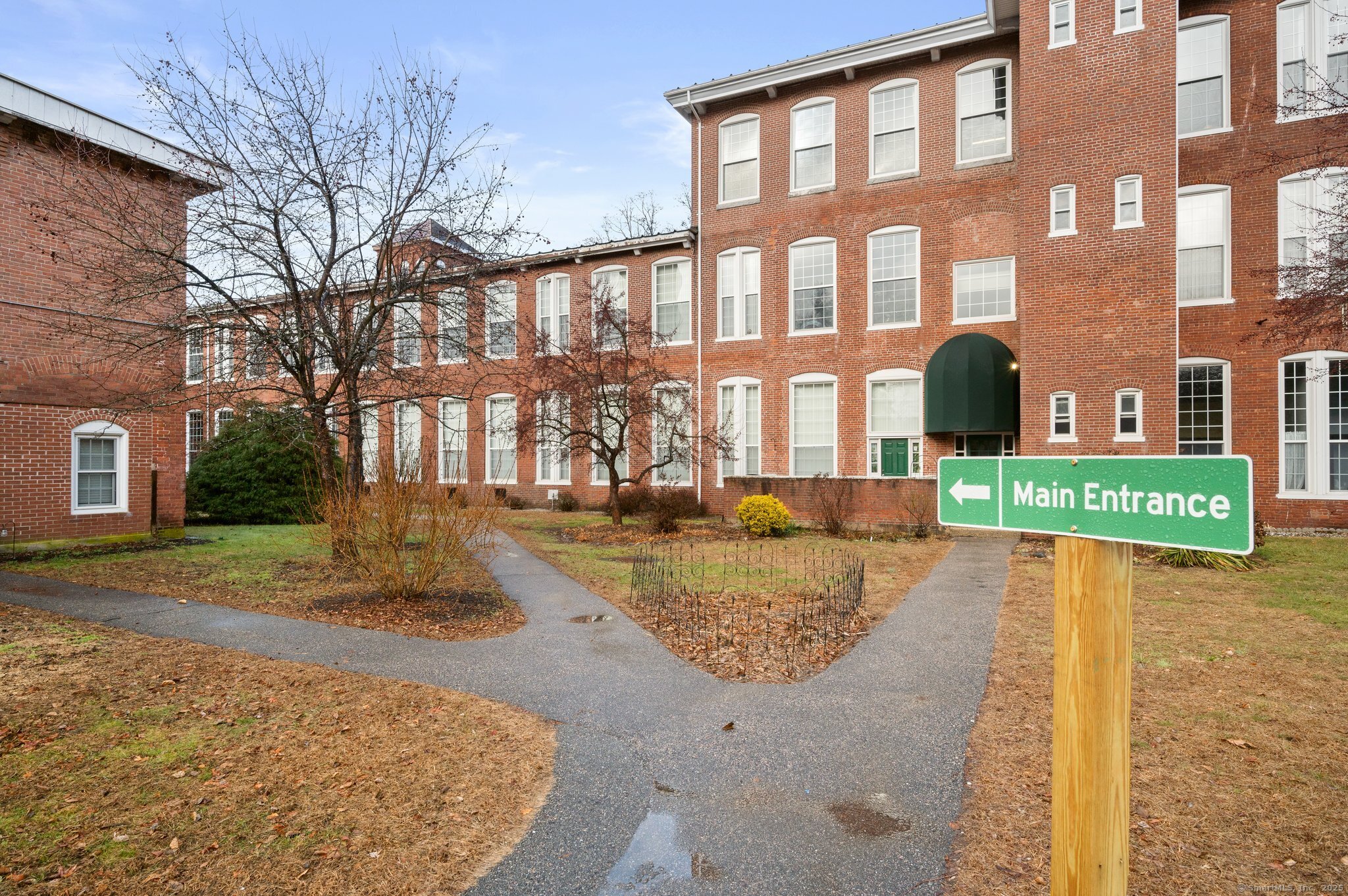 150 Yantic Street Unit: 240