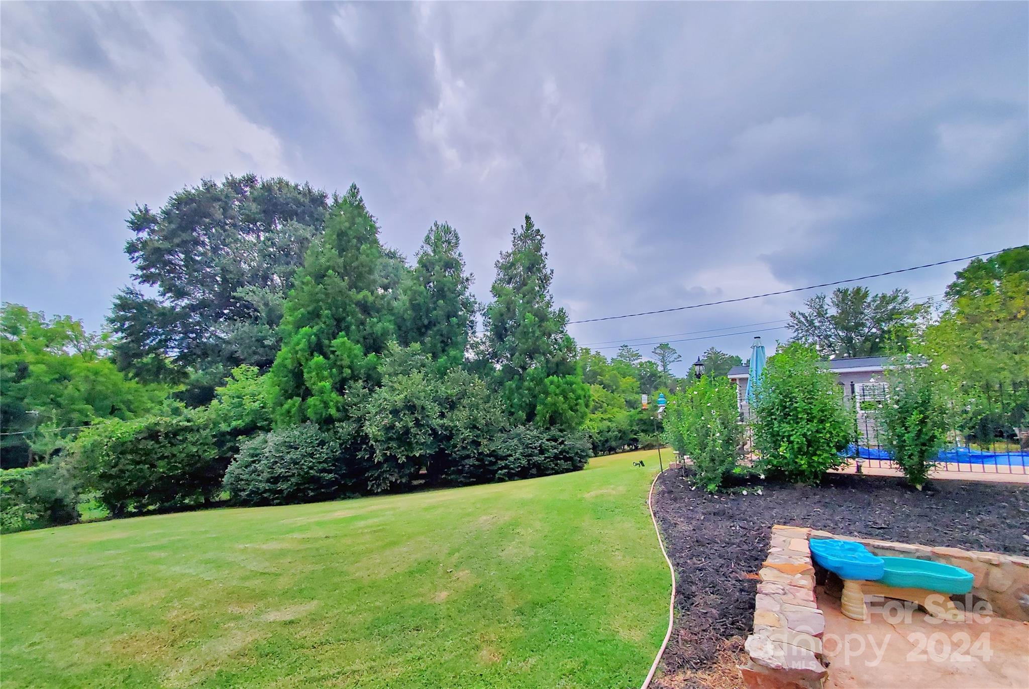 1616 Home Trail