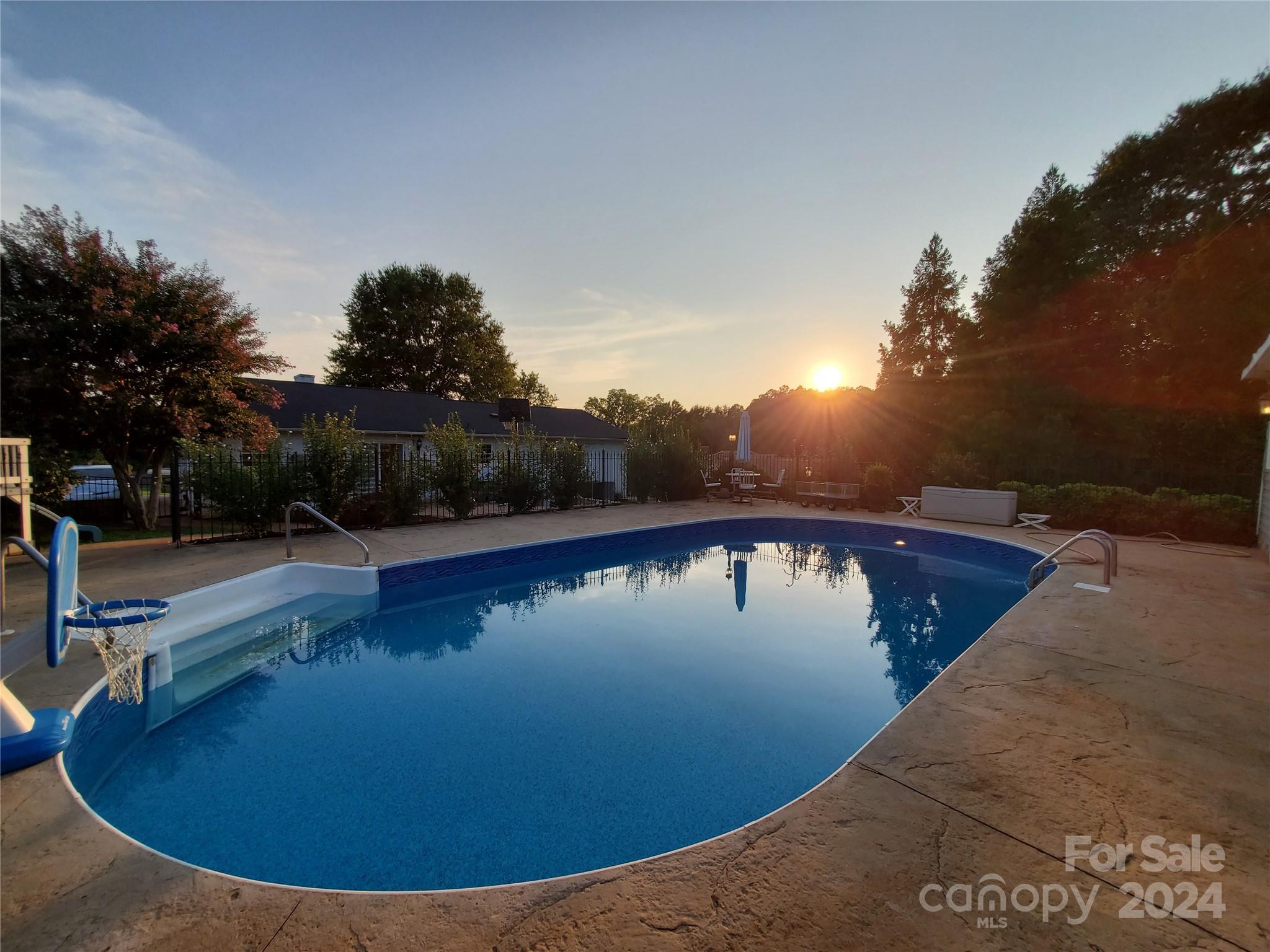 1616 Home Trail