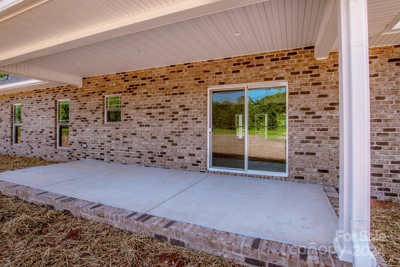 404 Longview Road