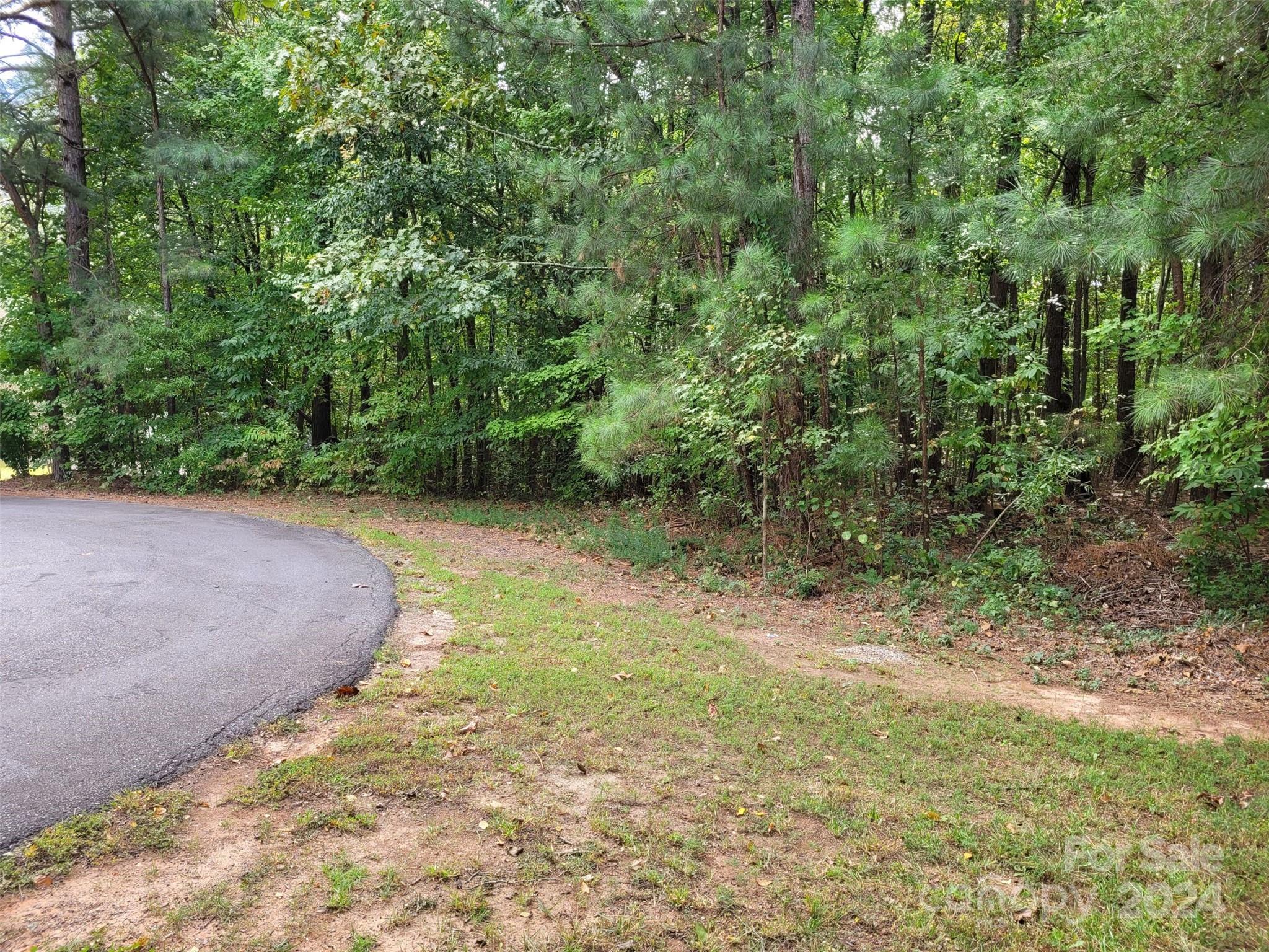 000 Wood Thrush Lane Unit: 27