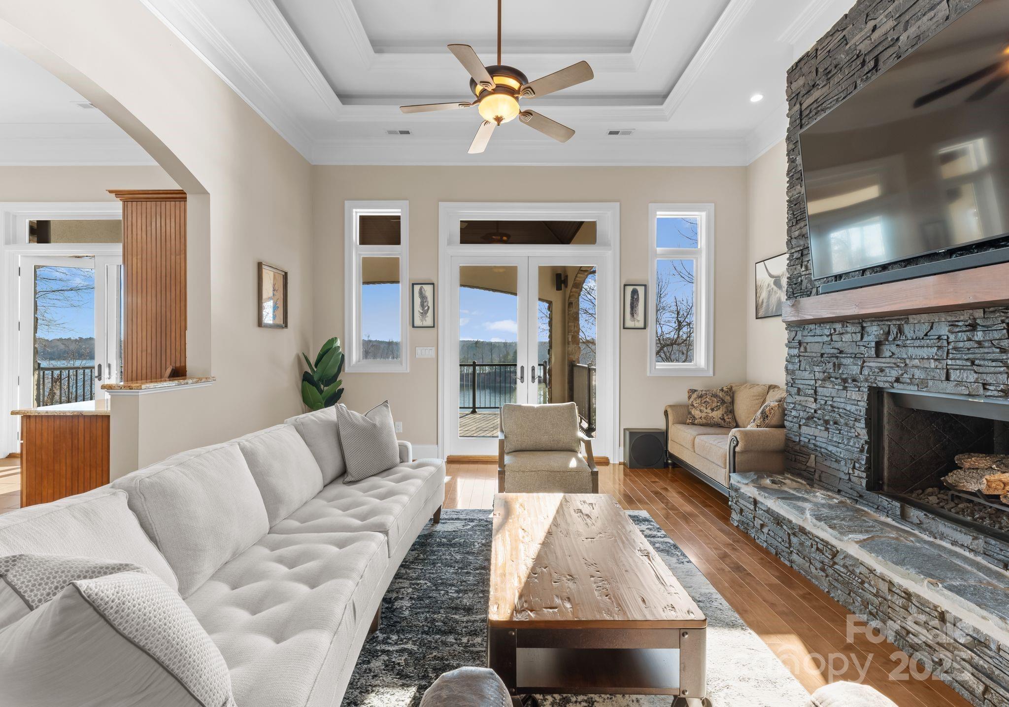 296 Windemere Isle Road