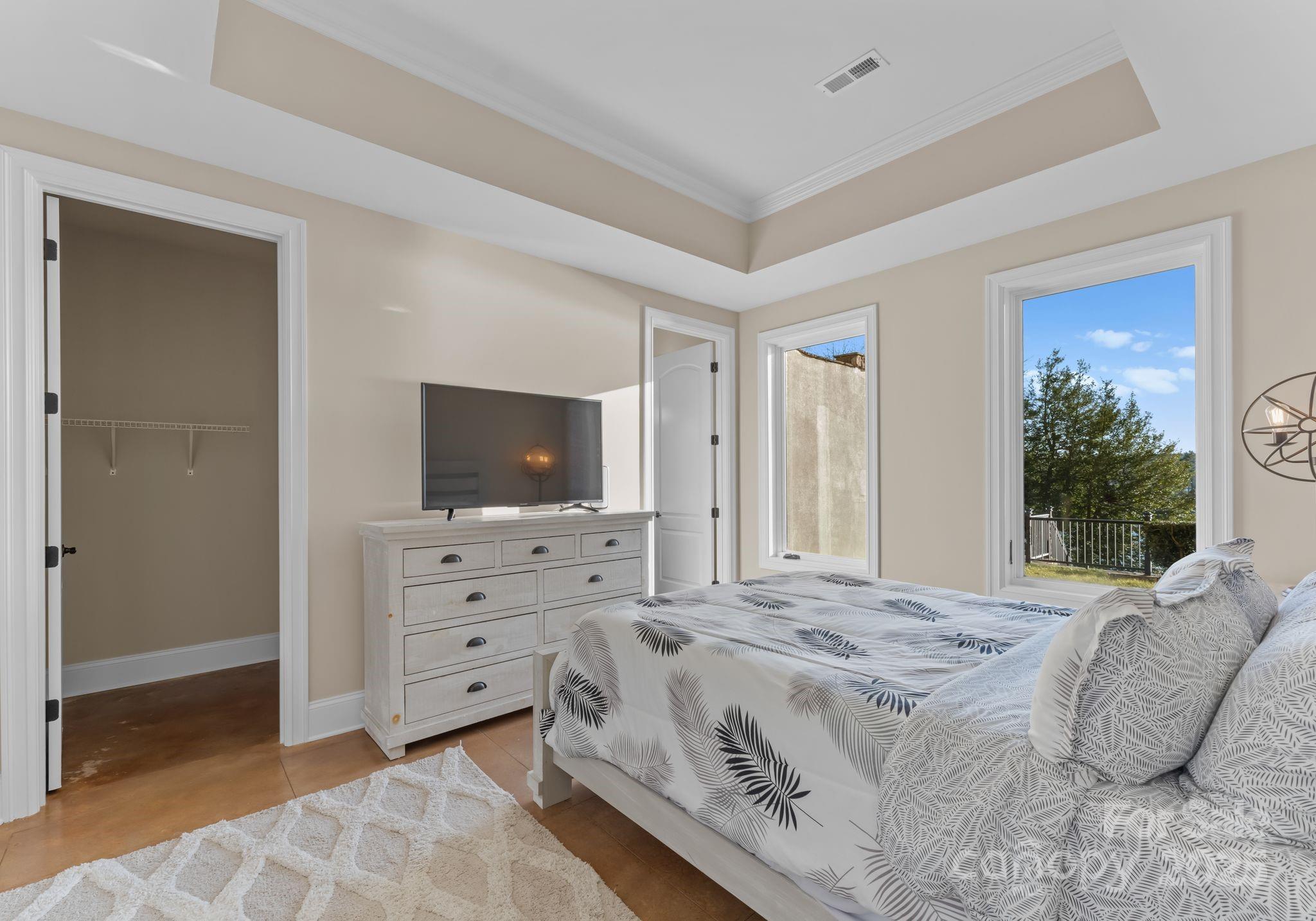 296 Windemere Isle Road