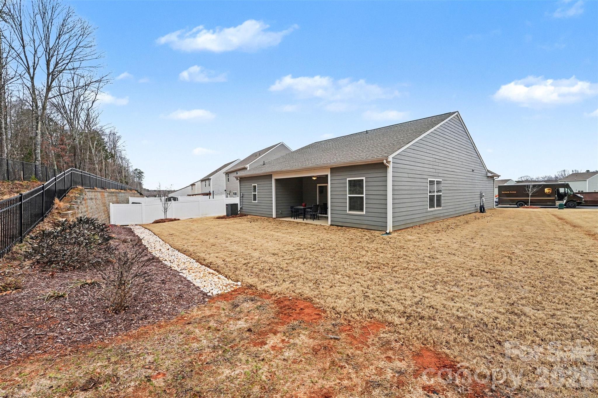 115 Tradesmen Trail