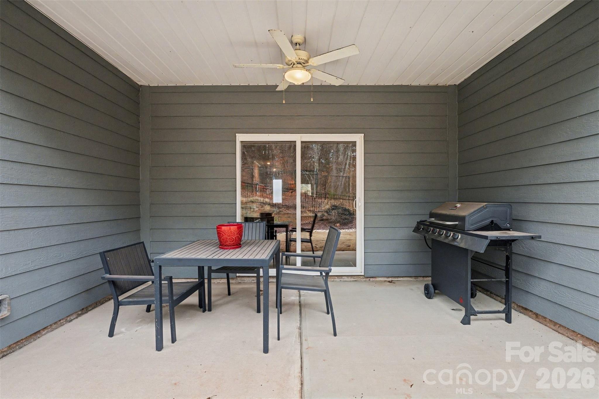 115 Tradesmen Trail