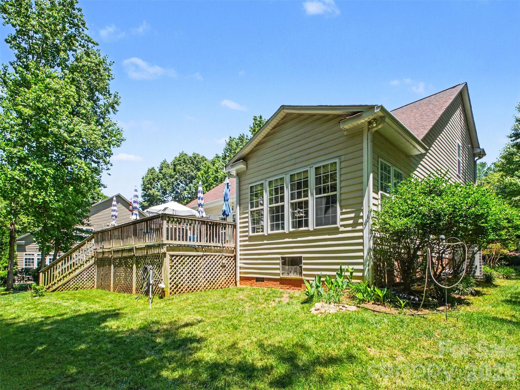 161 Montrose Drive