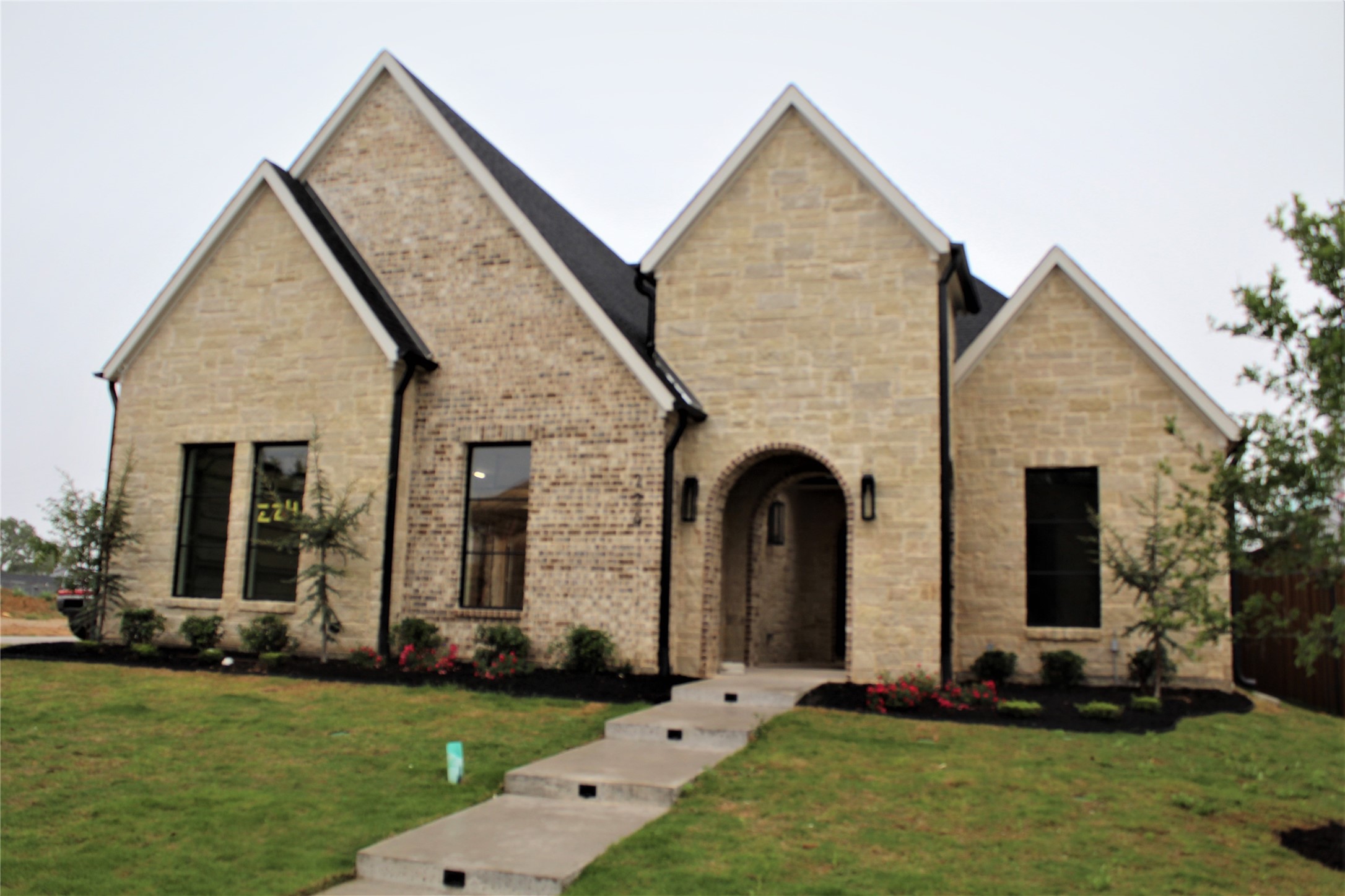 224 Metairie Lane