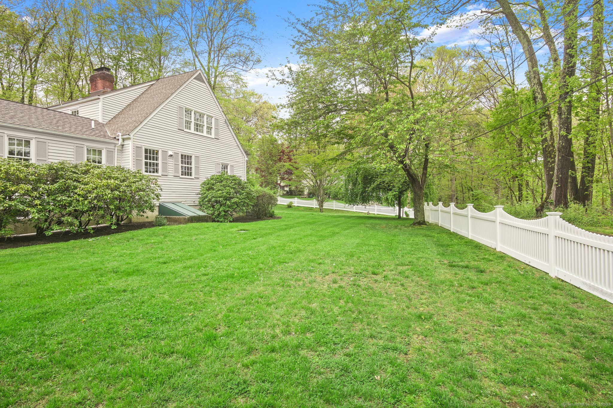 120 Rising Ridge Road