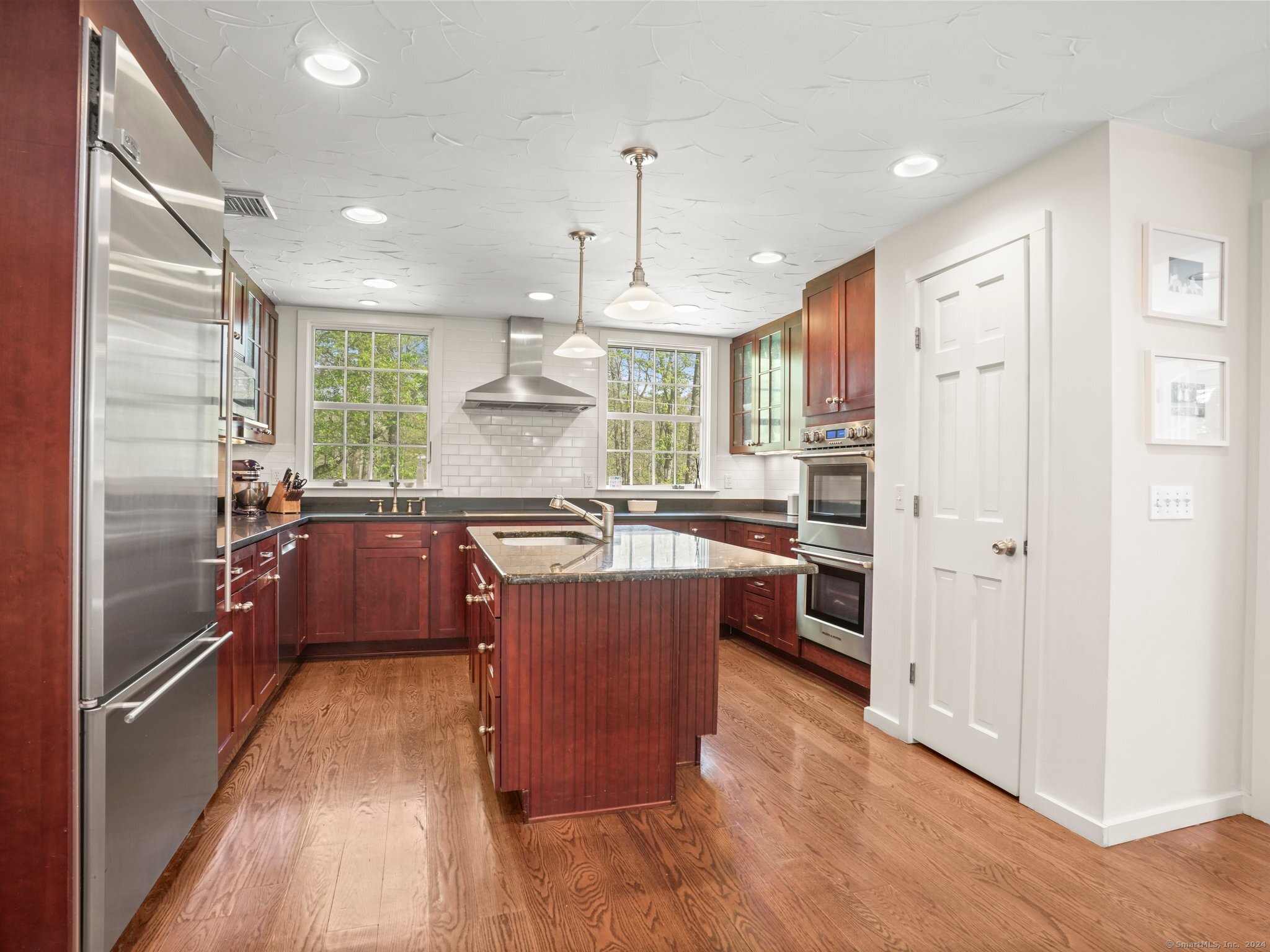 120 Rising Ridge Road