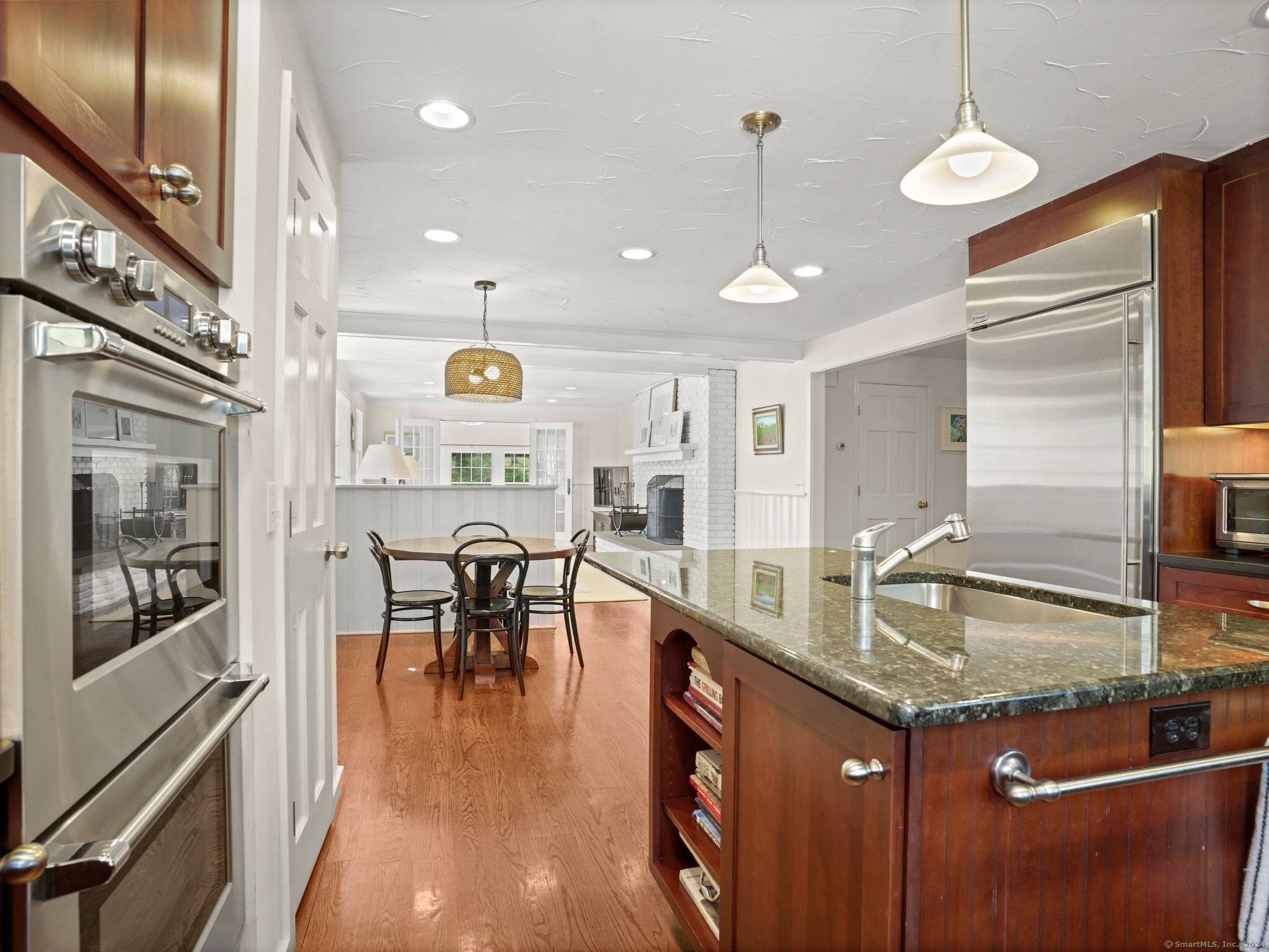 120 Rising Ridge Road