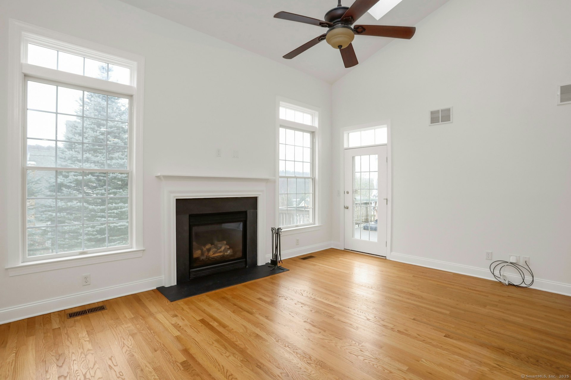 638 - 15 Danbury Road 15