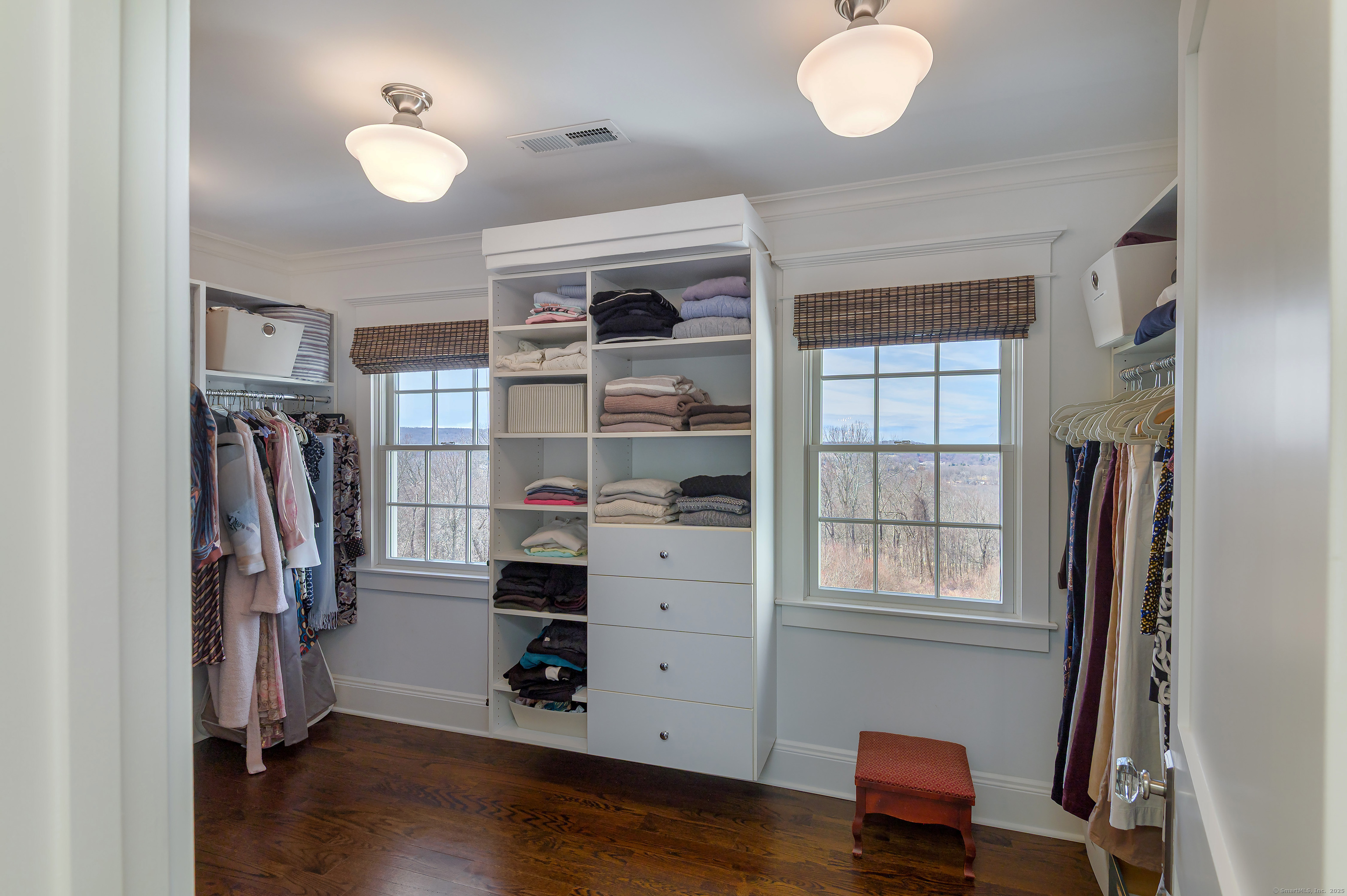 277 Ridgebury Road