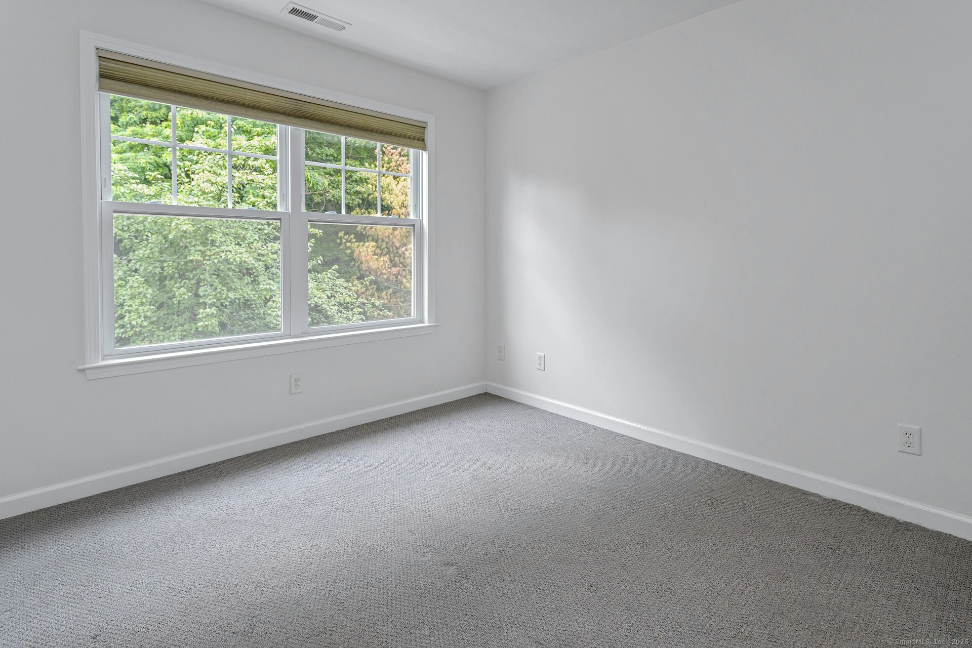 53 Lawrence Avenue 53