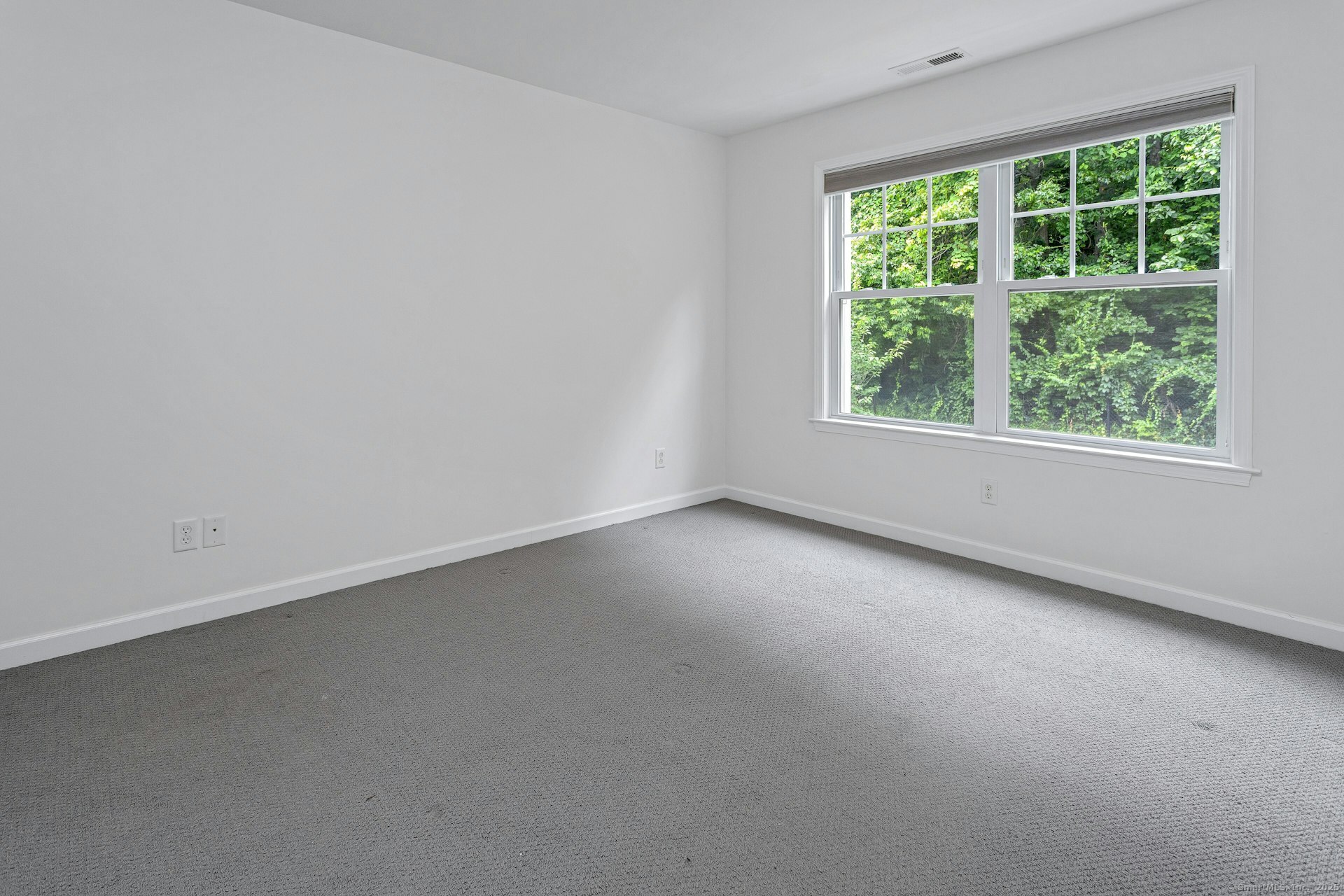 53 Lawrence Avenue 53