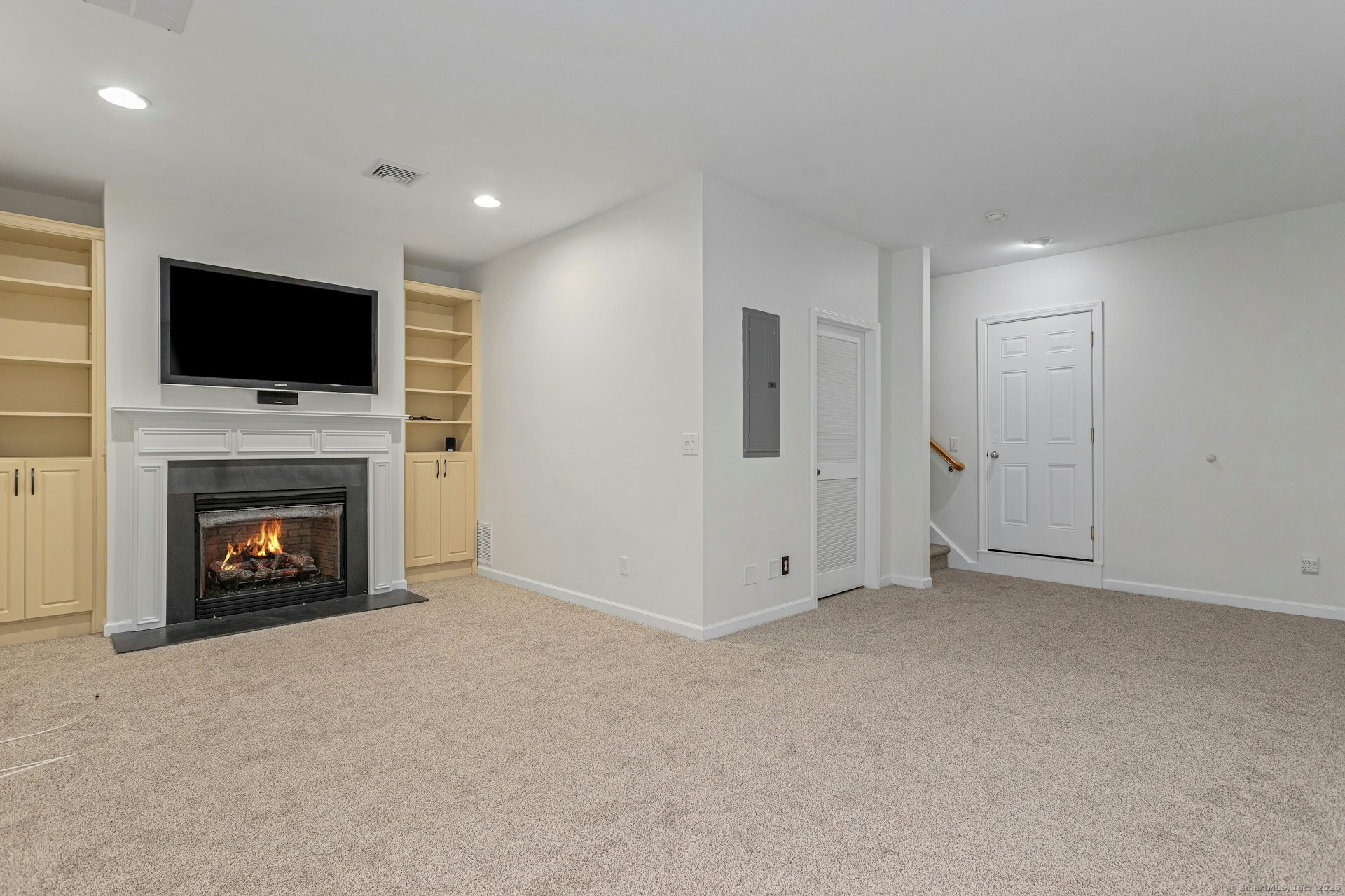 53 Lawrence Avenue 53