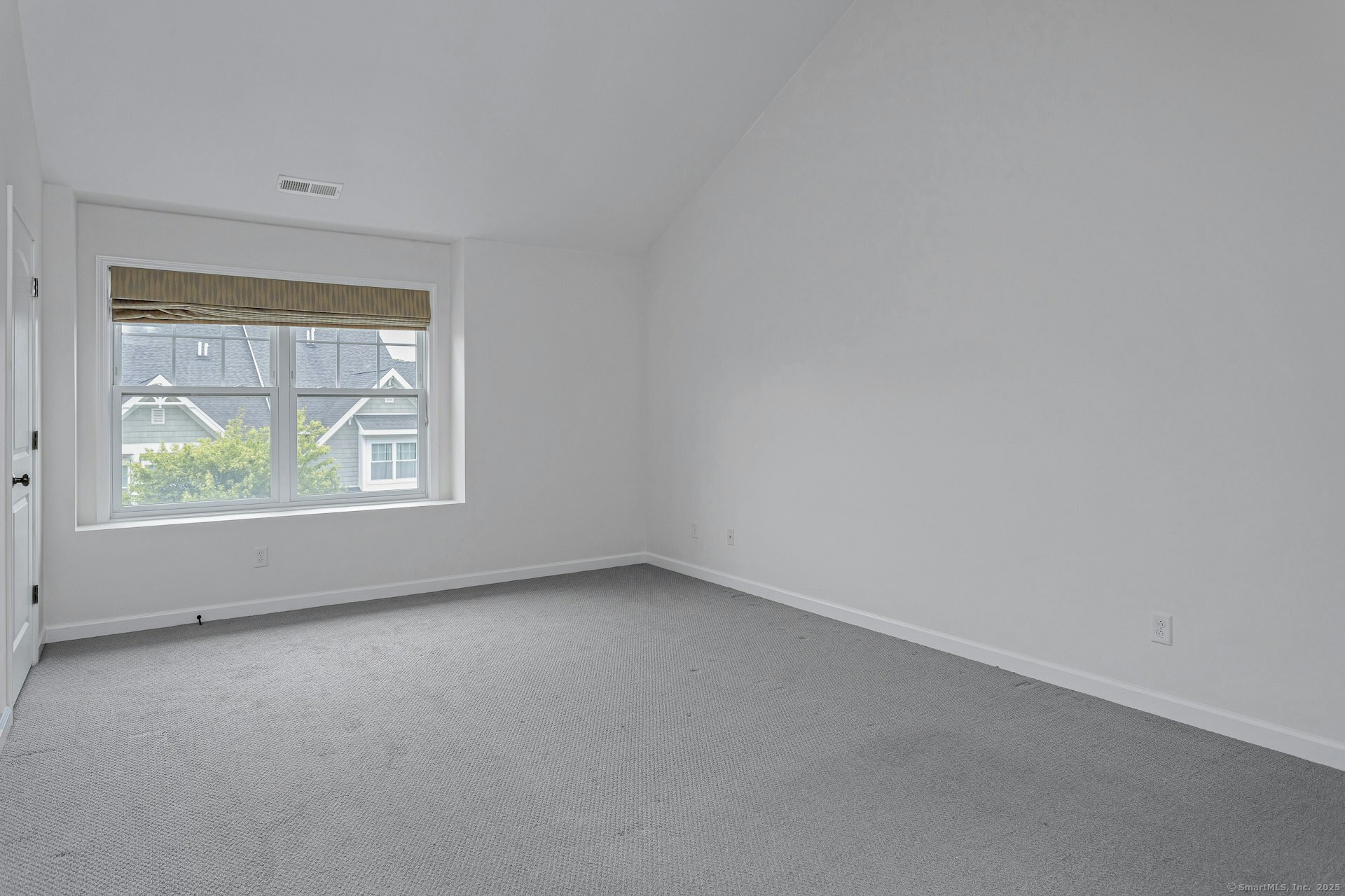 53 Lawrence Avenue 53