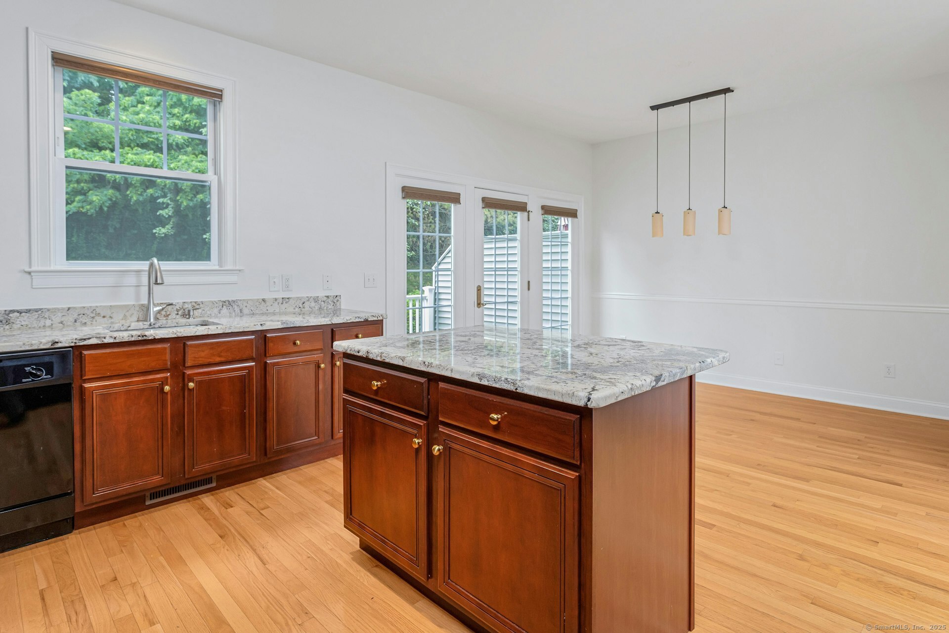 53 Lawrence Avenue 53