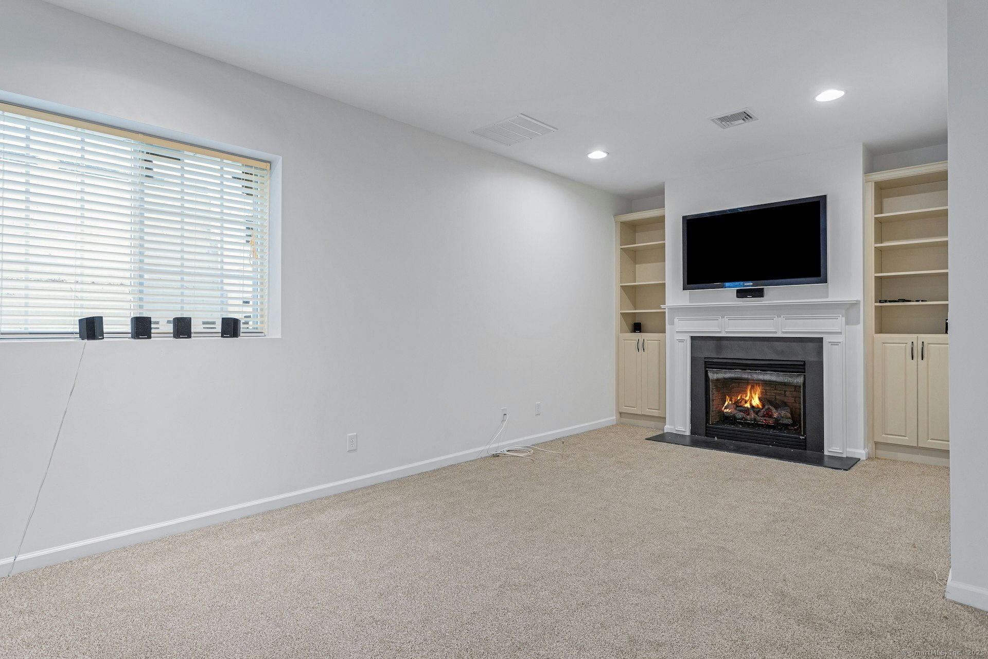 53 Lawrence Avenue 53