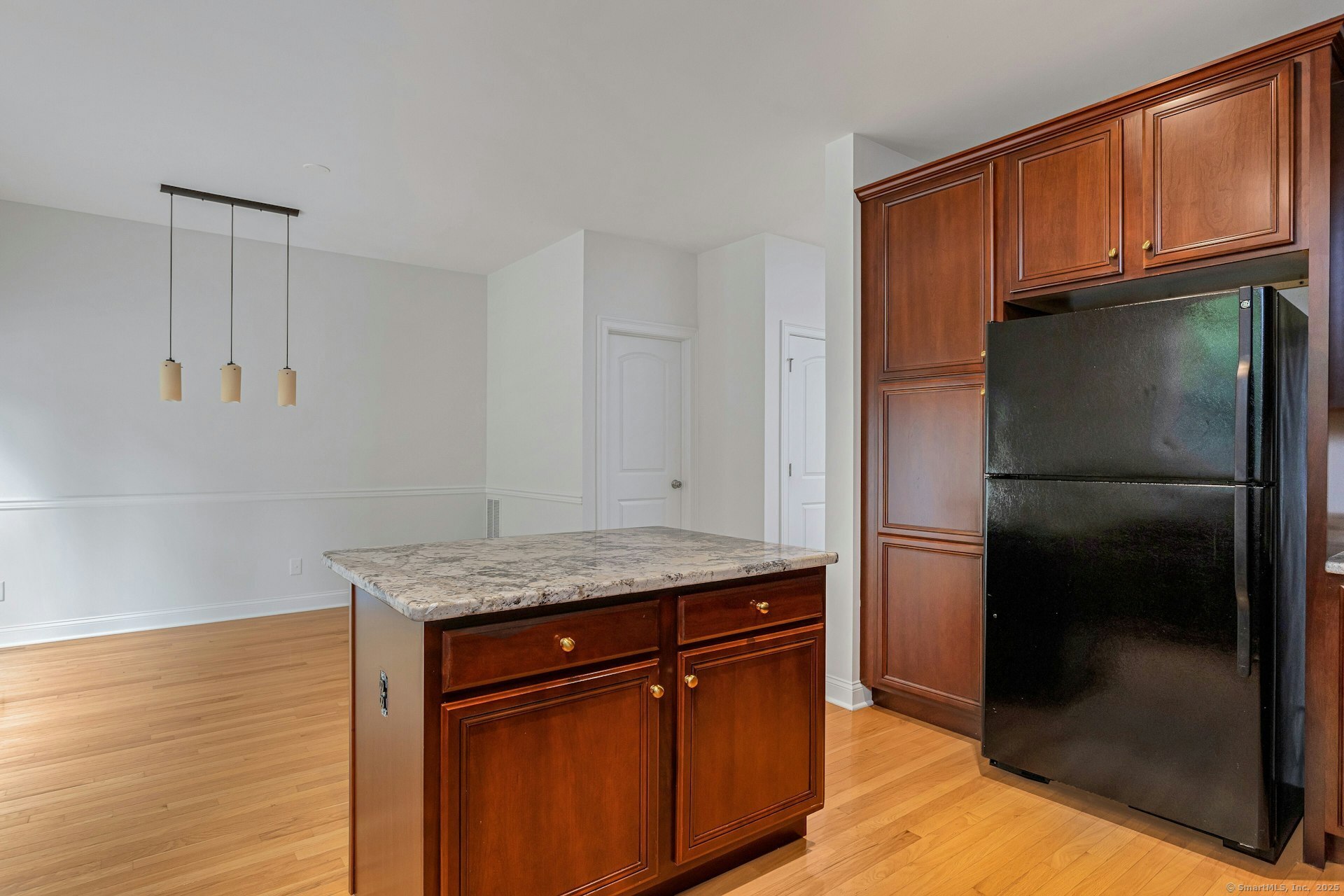 53 Lawrence Avenue 53