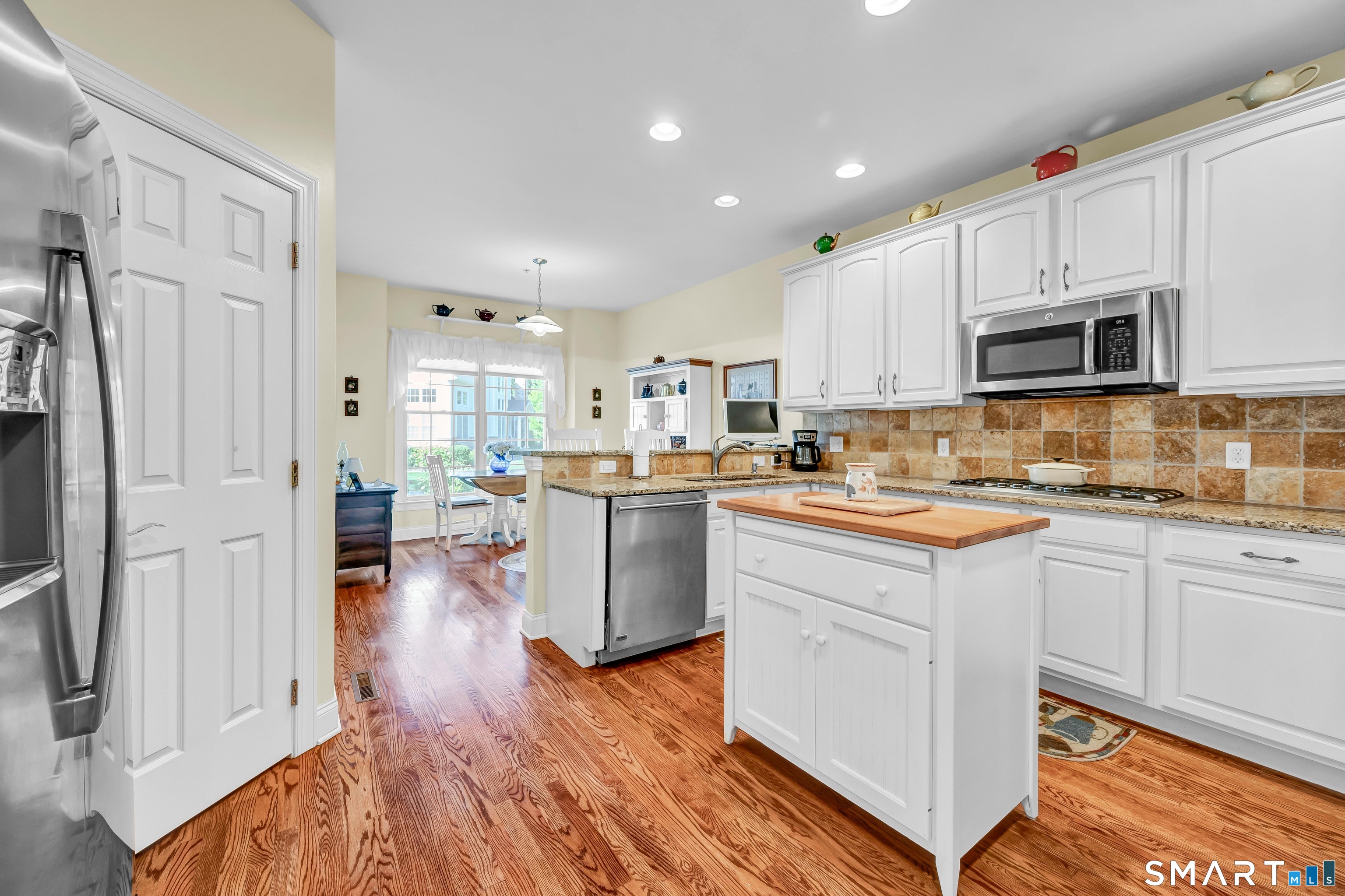 638 Danbury Road 37