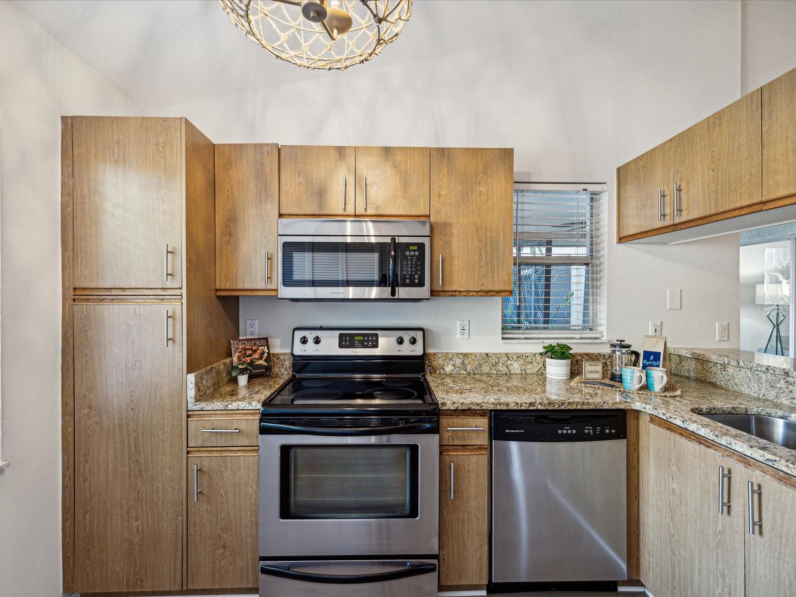 4847 NAPOLI CT NE #4847