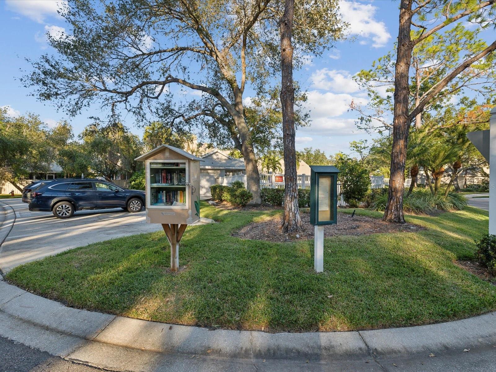 4847 NAPOLI CT NE #4847