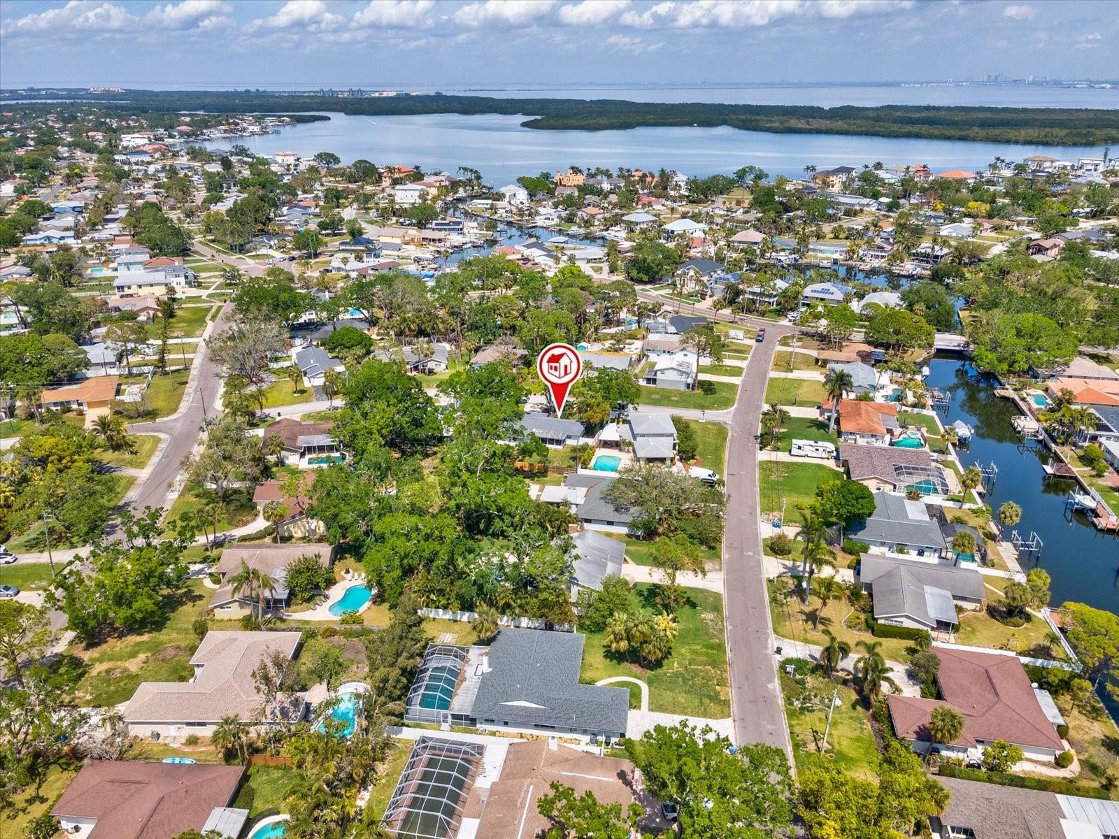 1666 N DAKOTA AVE NE