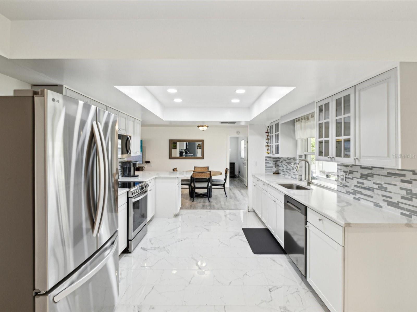 1666 N DAKOTA AVE NE