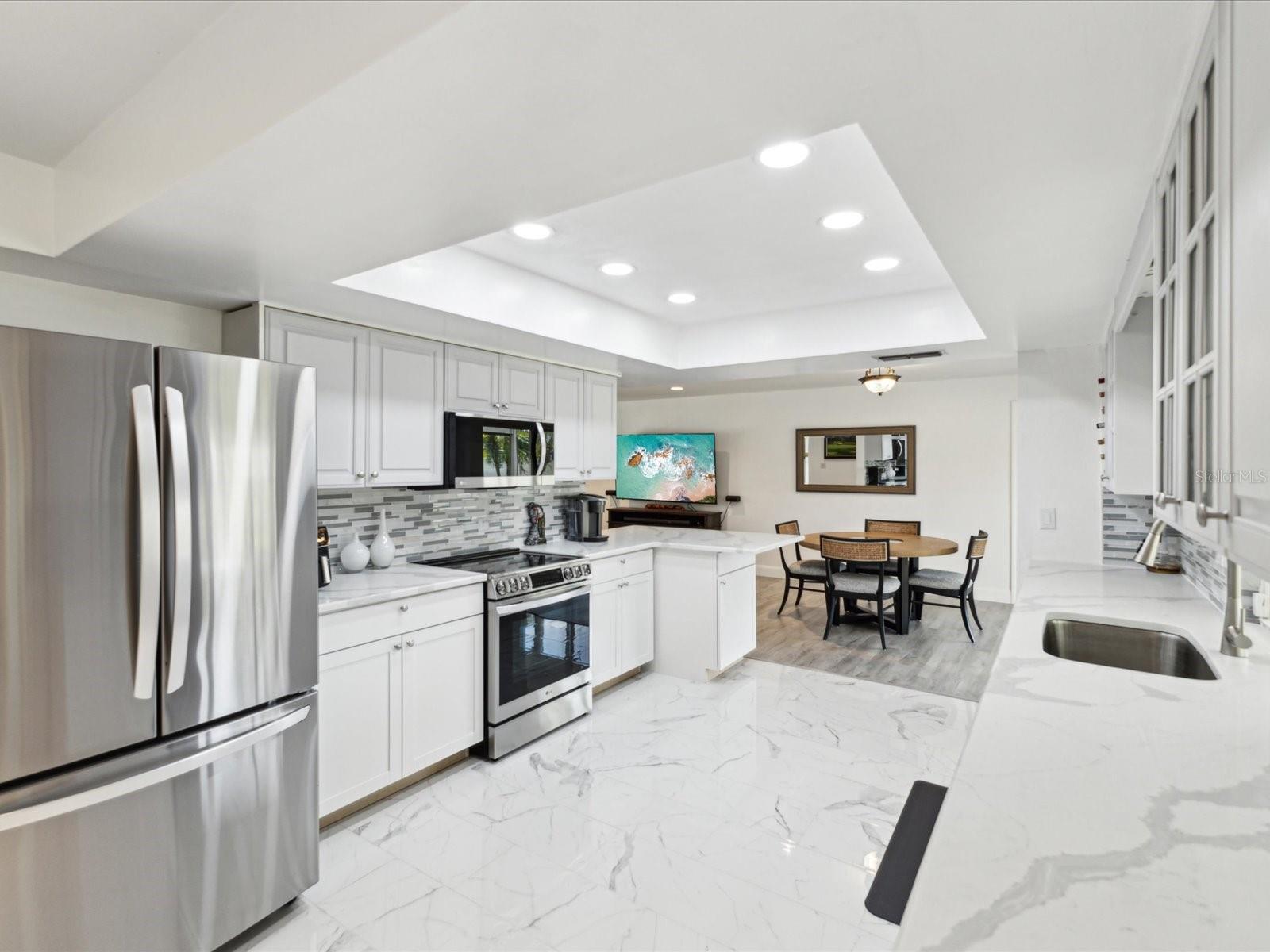 1666 N DAKOTA AVE NE