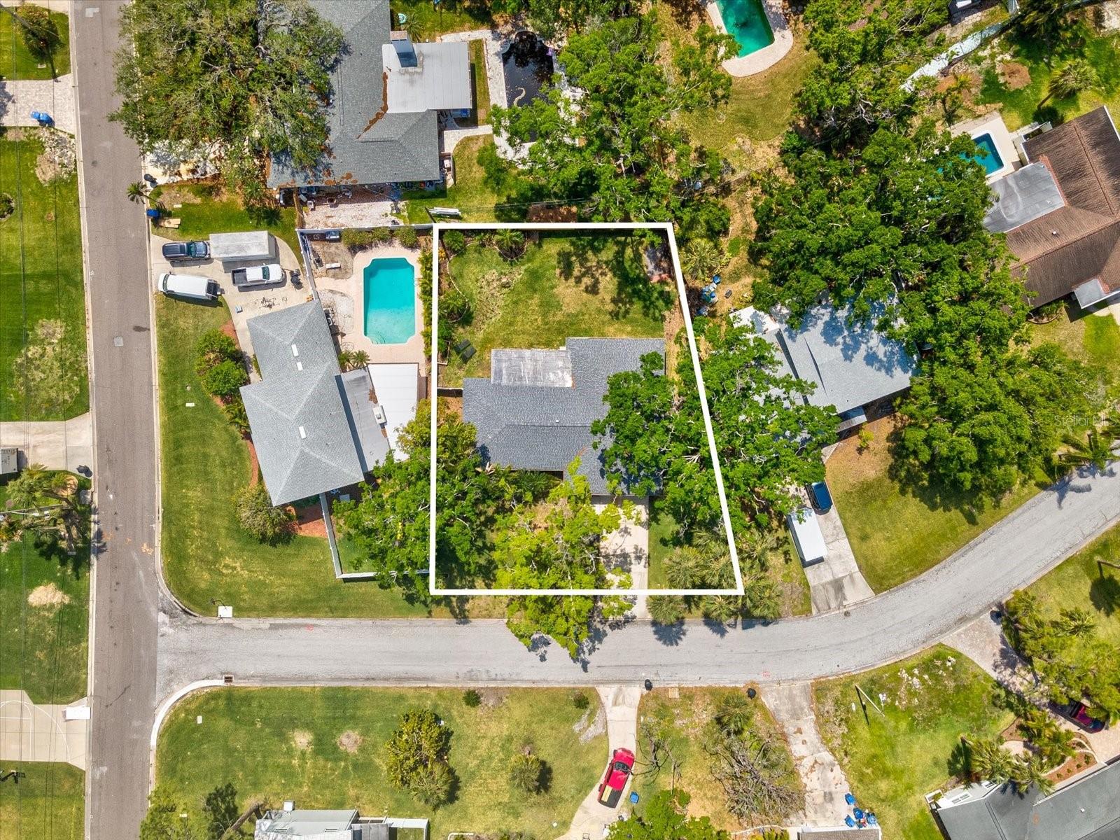 1666 N DAKOTA AVE NE