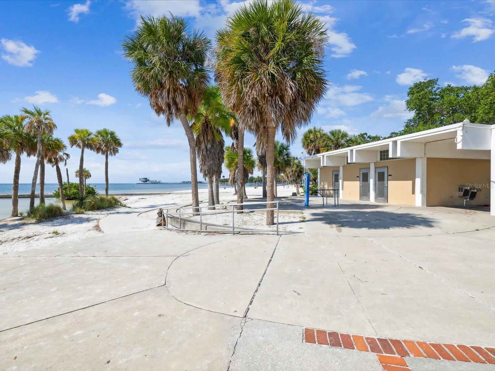 1666 N DAKOTA AVE NE