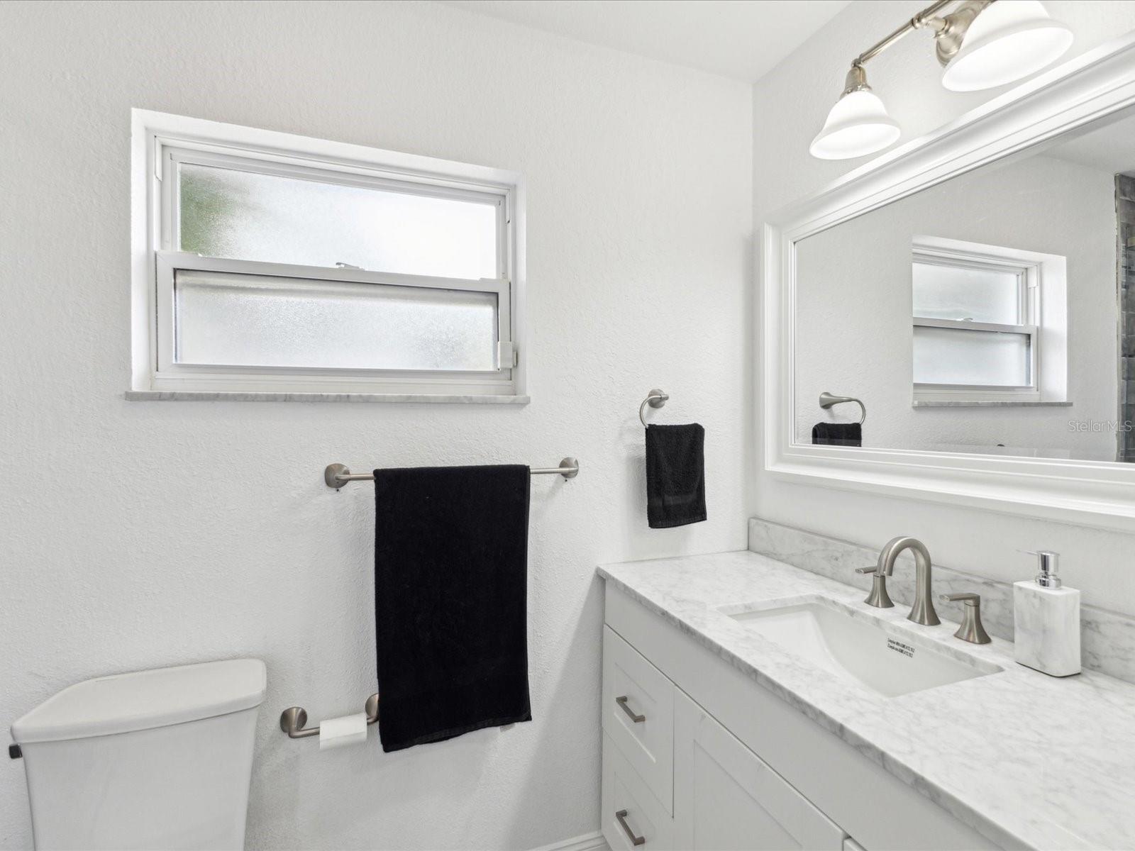 1666 N DAKOTA AVE NE