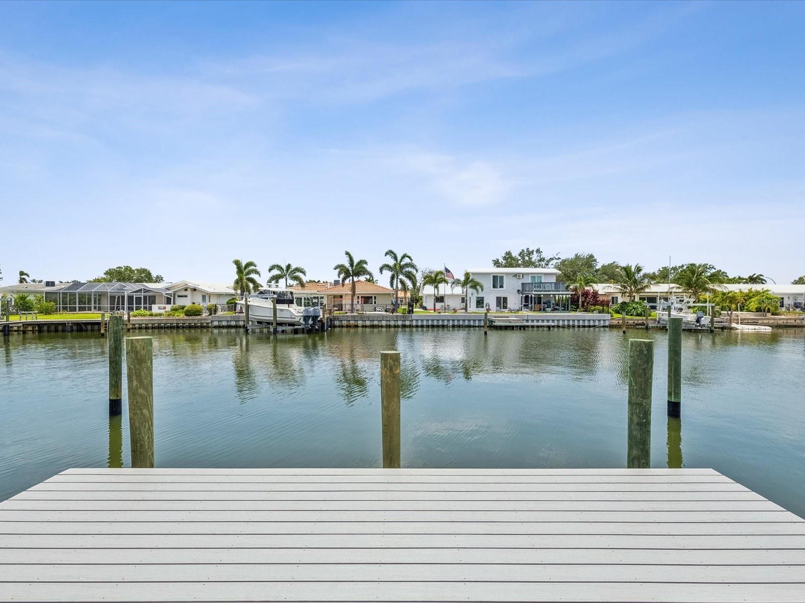 2044 MICHIGAN AVE NE