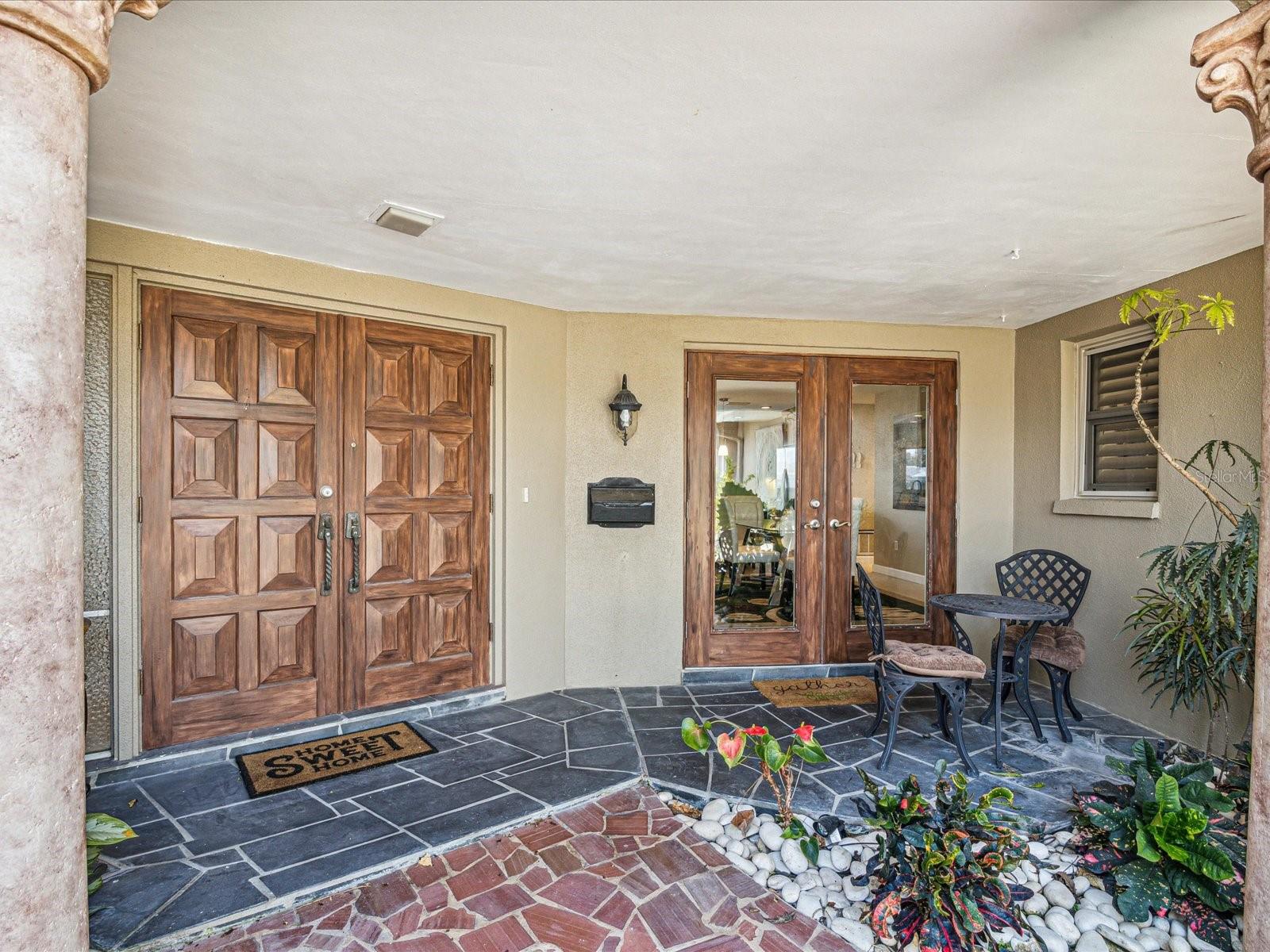 2044 MICHIGAN AVE NE