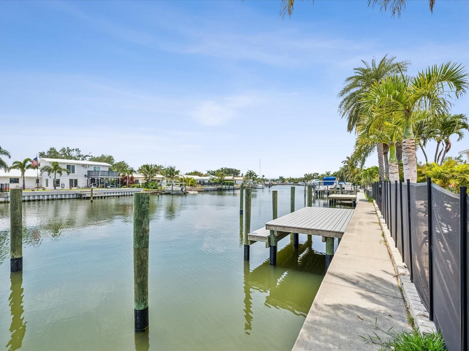 2044 MICHIGAN AVE NE