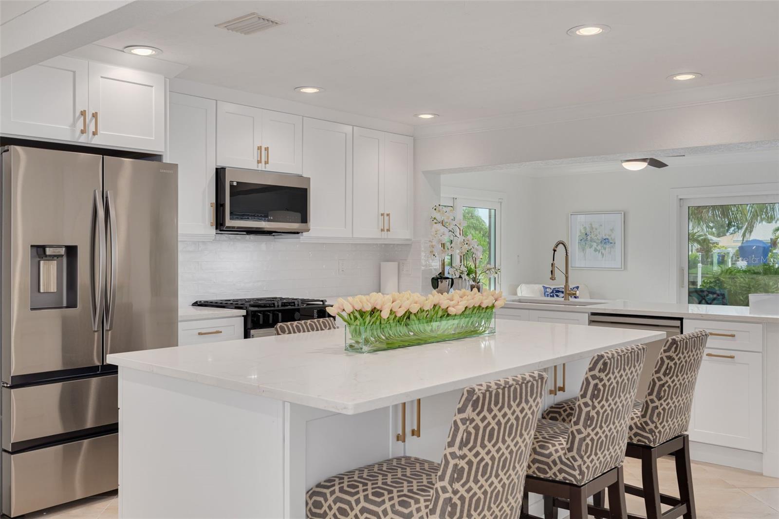 2049 MASSACHUSETTS AVE NE